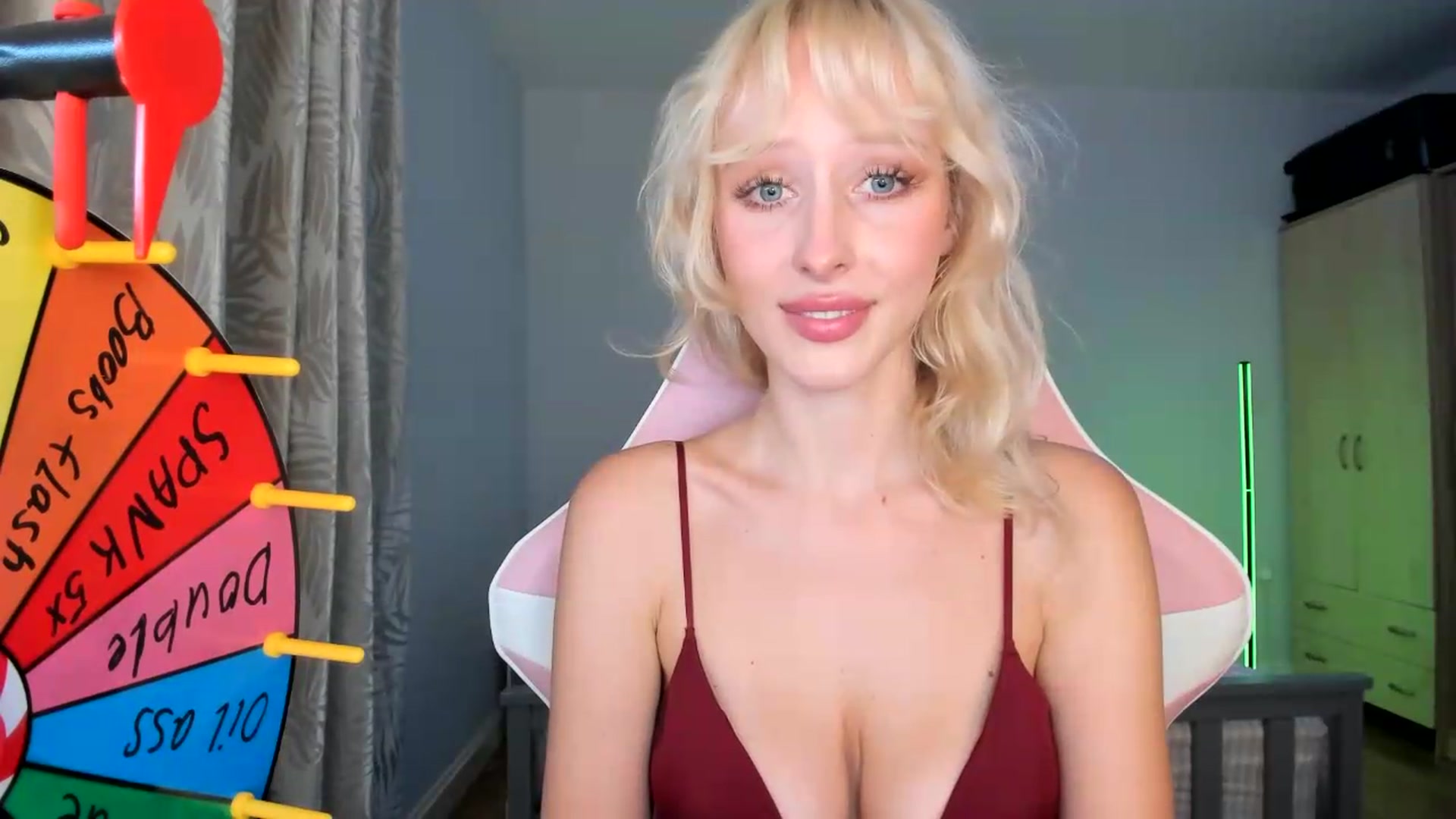 Gallery image thumbnail from Lamantina's myfreecams stream on, 07/28/2026, 22:22 image 10 of 20