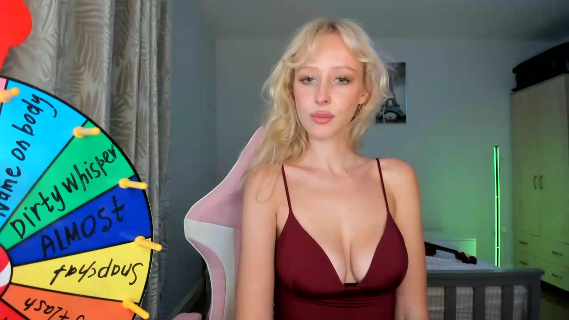 Gallery image thumbnail from Lamantina's myfreecams stream on, 07/28/2026, 23:35 image 16 of 20