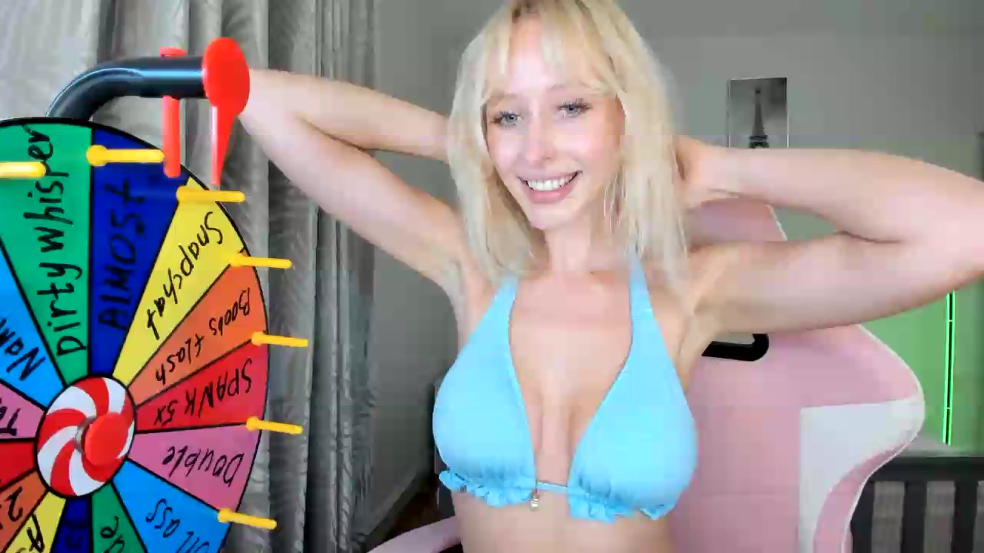 Gallery image thumbnail from Lamantina's myfreecams stream on, 08/01/2026, 24:03 image 12 of 20