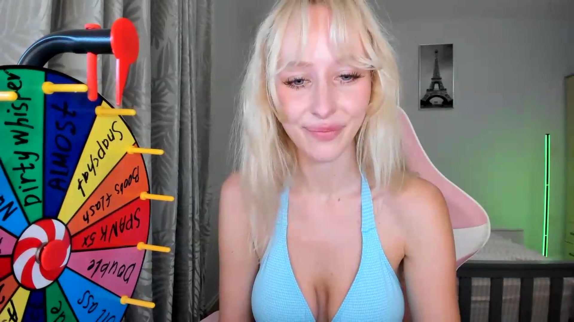 Gallery image thumbnail from Lamantina's myfreecams stream on, 08/01/2026, 24:03 image 19 of 20