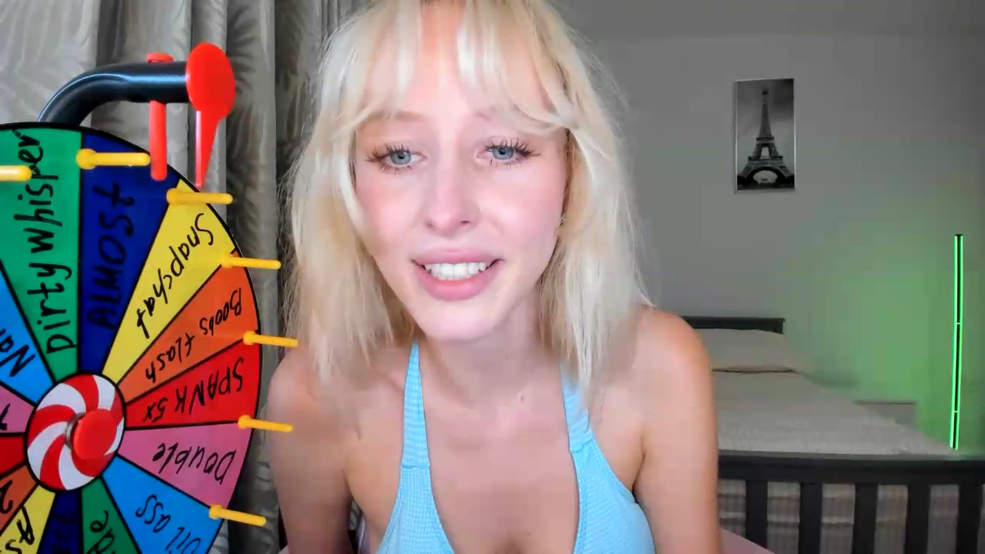 Gallery image thumbnail from Lamantina's myfreecams stream on, 08/01/2026, 24:03 image 4 of 20