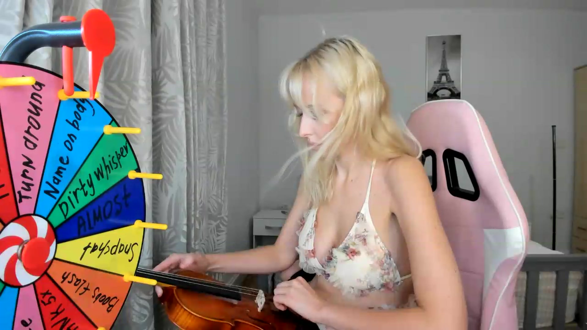 Gallery image thumbnail from Lamantina's myfreecams stream on, 08/01/2026, 22:40 image 11 of 20