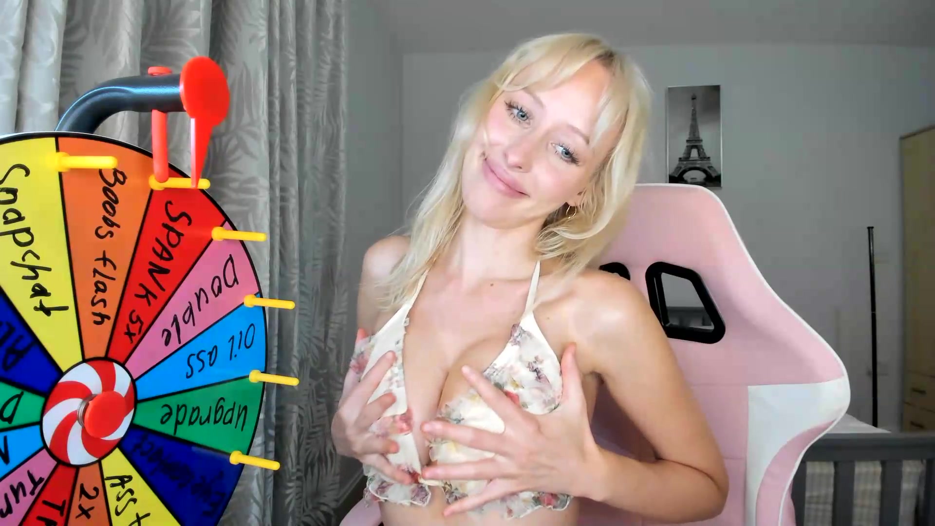 Gallery image thumbnail from Lamantina's myfreecams stream on, 08/02/2026, 02:33 image 15 of 20