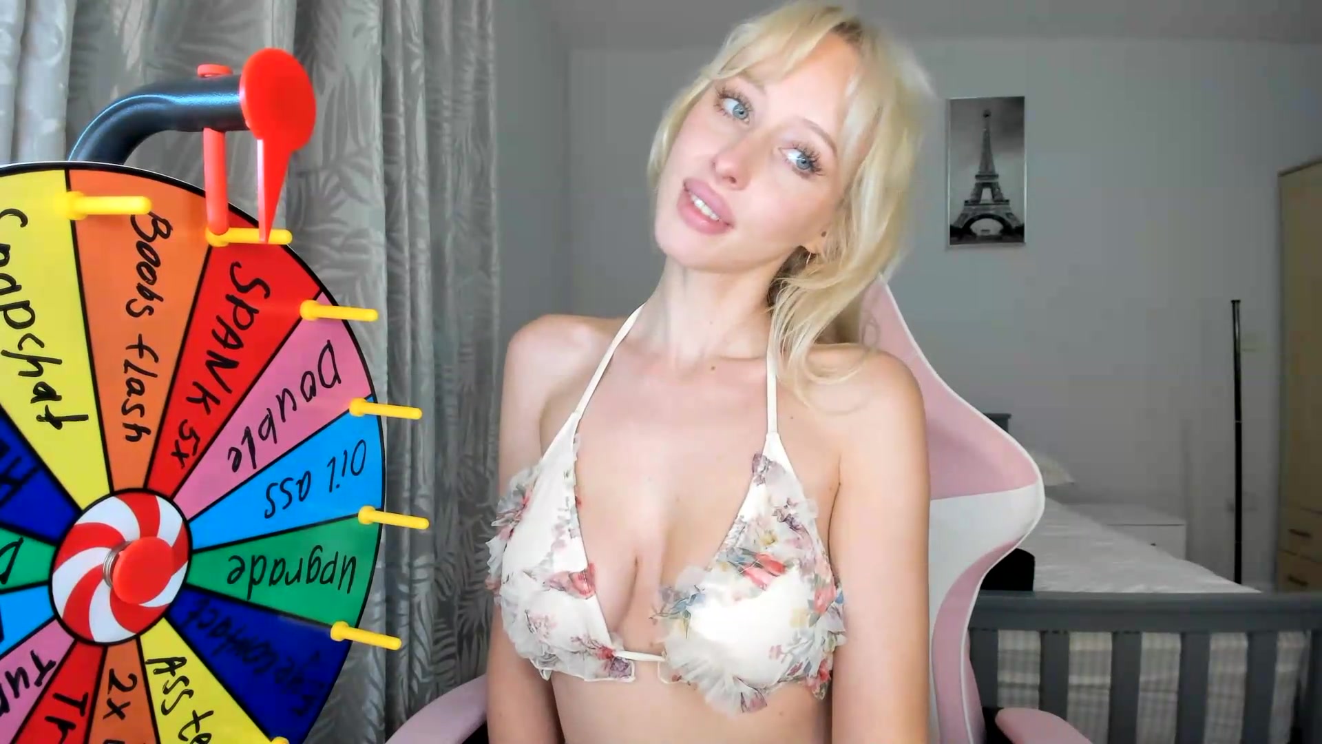 Gallery image thumbnail from Lamantina's myfreecams stream on, 08/02/2026, 02:33 image 13 of 20