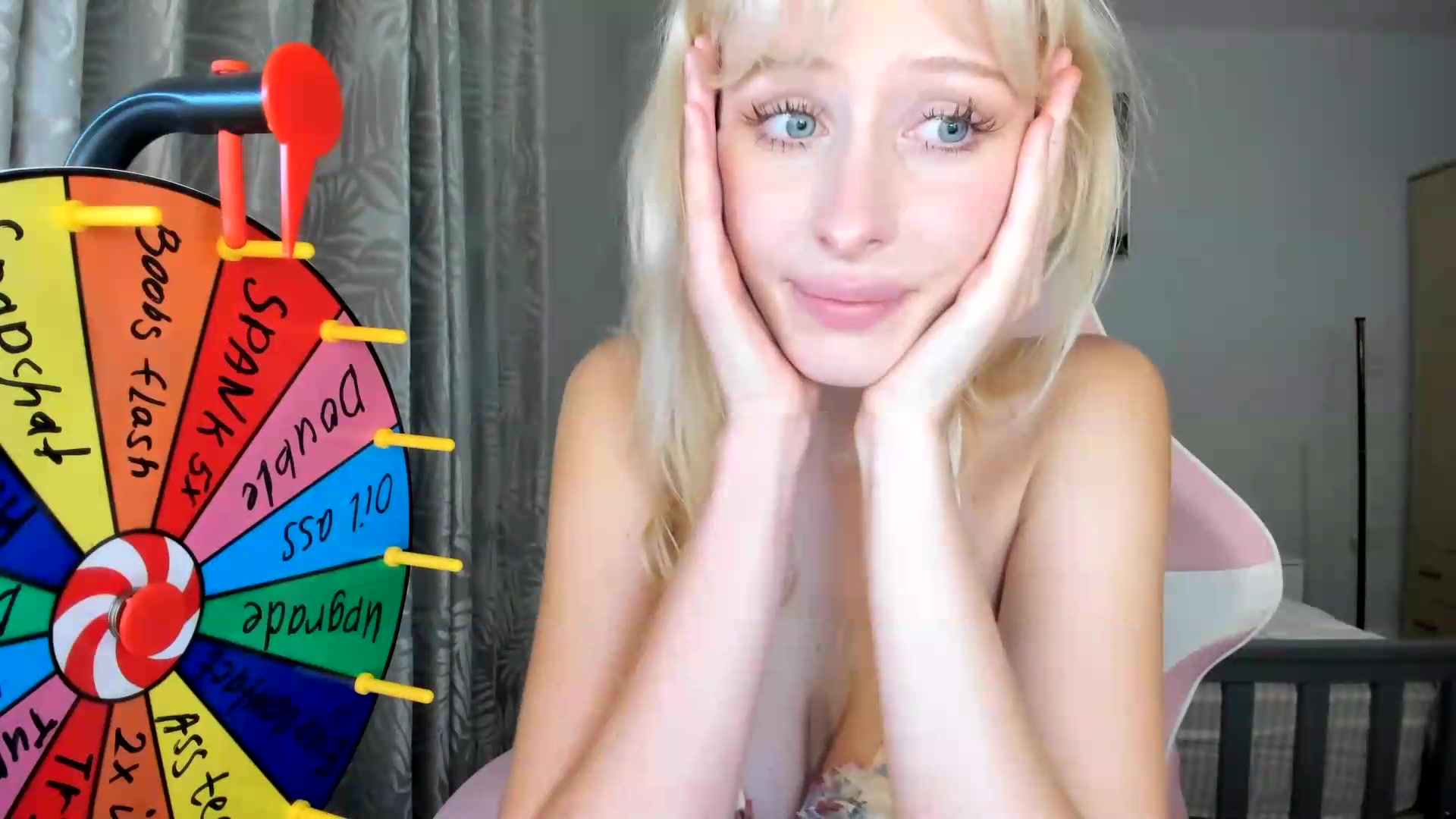 Gallery image thumbnail from Lamantina's myfreecams stream on, 08/02/2026, 02:33 image 17 of 20