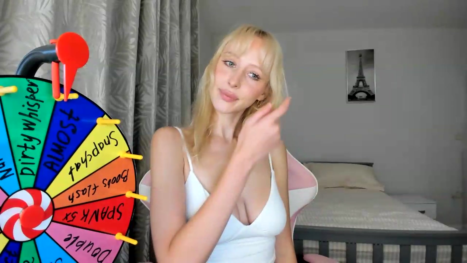 Gallery image thumbnail from Lamantina's myfreecams stream on, 08/02/2026, 21:48 image 17 of 20