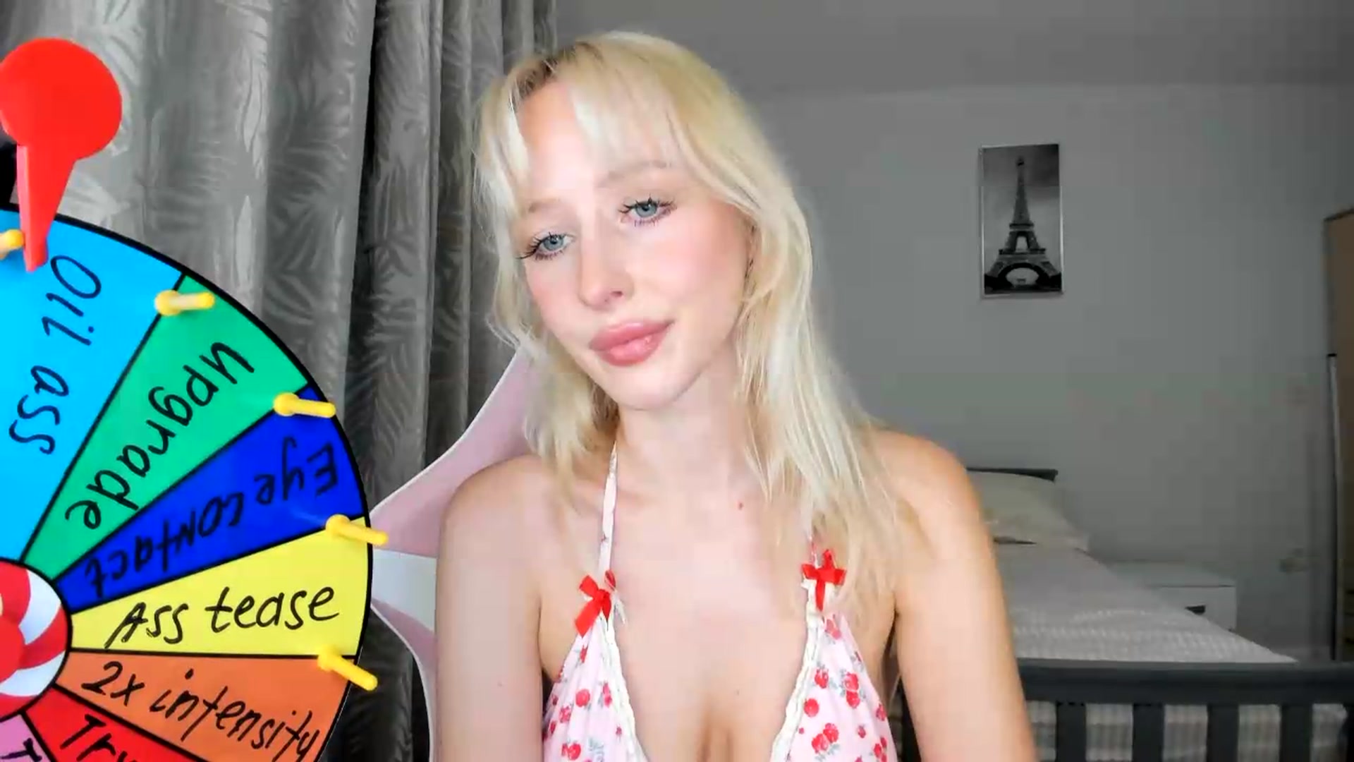Gallery image thumbnail from Lamantina's myfreecams stream on, 08/02/2026, 22:47 image 17 of 20