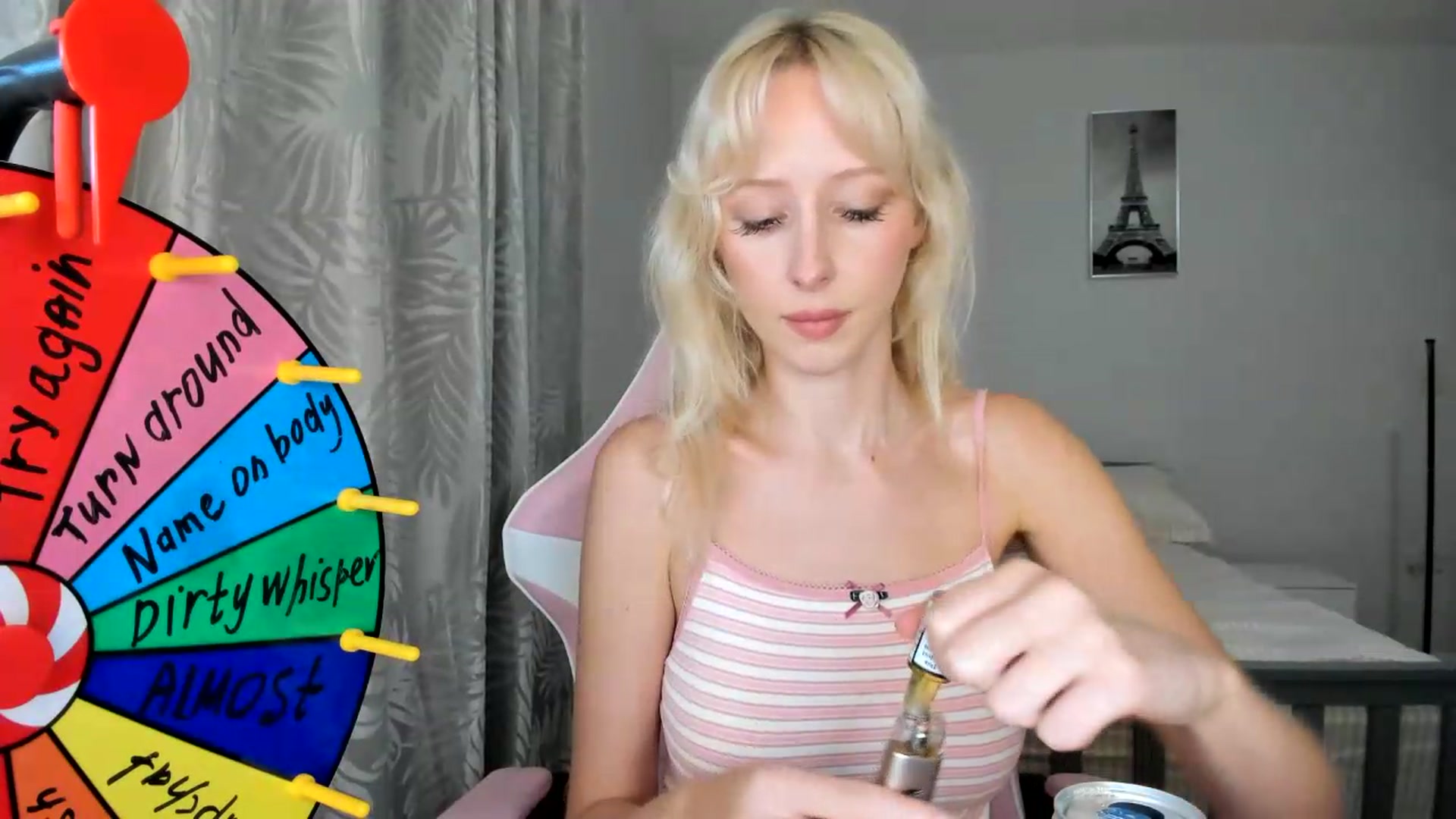 Gallery image thumbnail from Lamantina's myfreecams stream on, 08/05/2026, 24:05 image 5 of 20