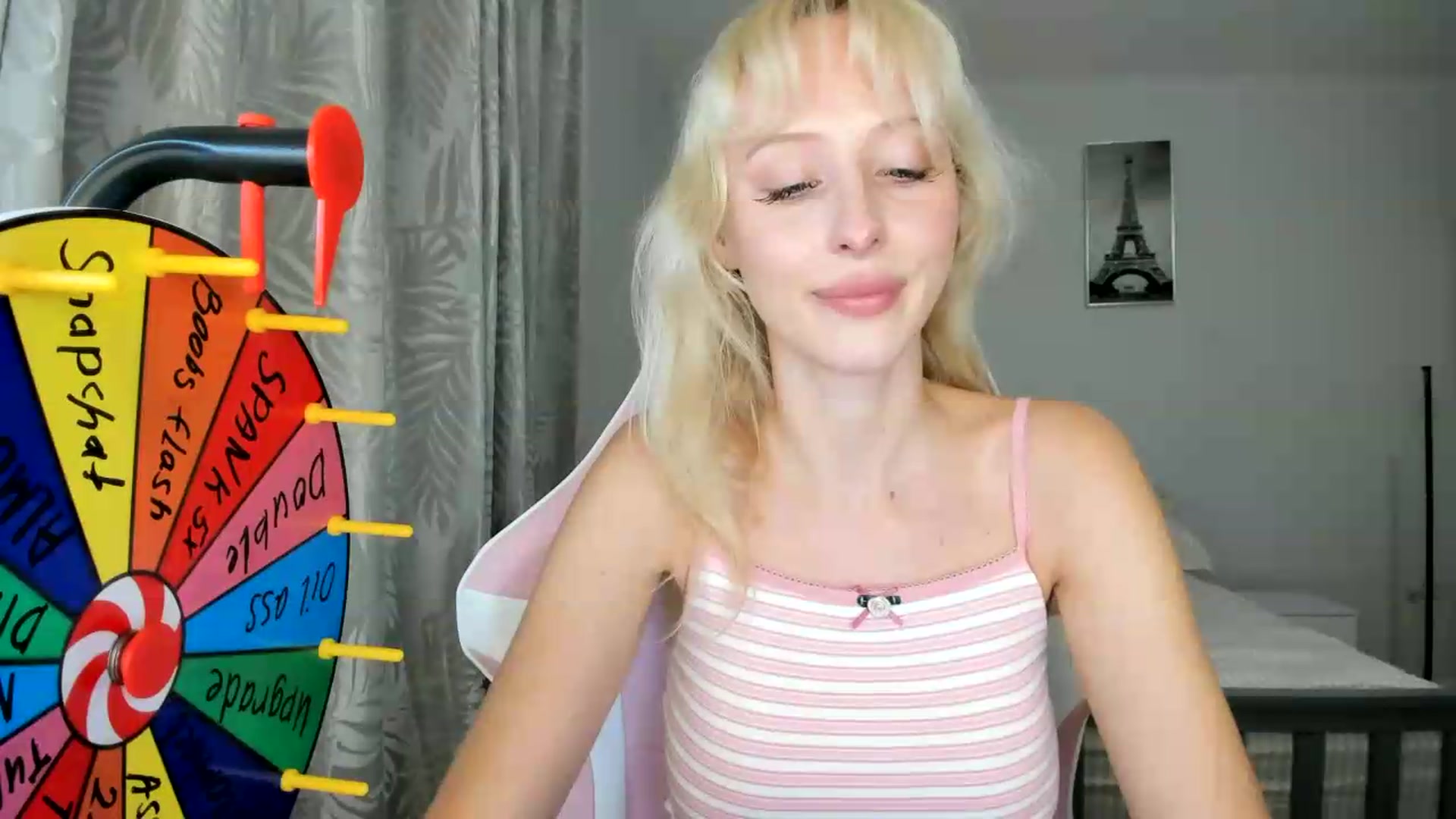 Gallery image thumbnail from Lamantina's myfreecams stream on, 08/05/2026, 24:05 image 15 of 20