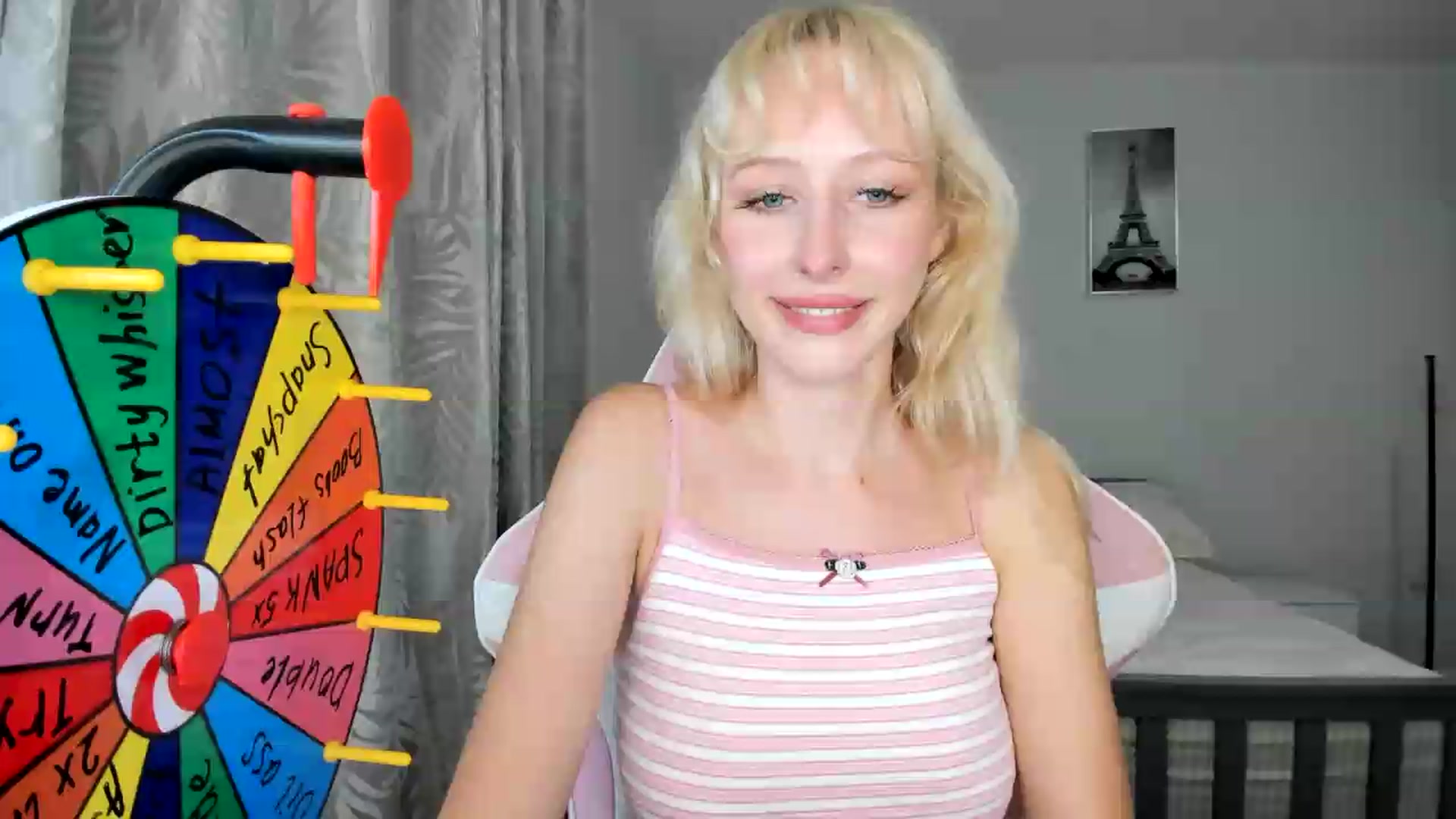 Gallery image thumbnail from Lamantina's myfreecams stream on, 08/05/2026, 01:00 image 6 of 20