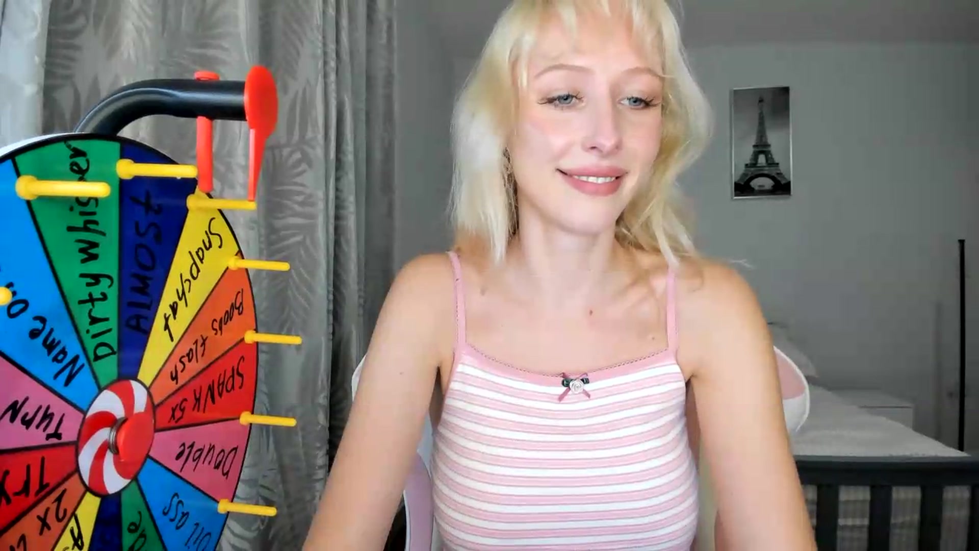 Gallery image thumbnail from Lamantina's myfreecams stream on, 08/05/2026, 01:00 image 5 of 20
