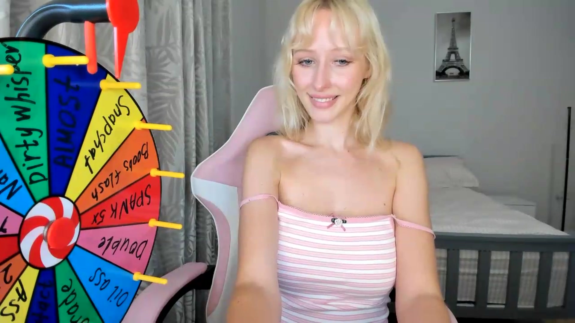 Gallery image thumbnail from Lamantina's myfreecams stream on, 08/05/2026, 02:07 image 17 of 20