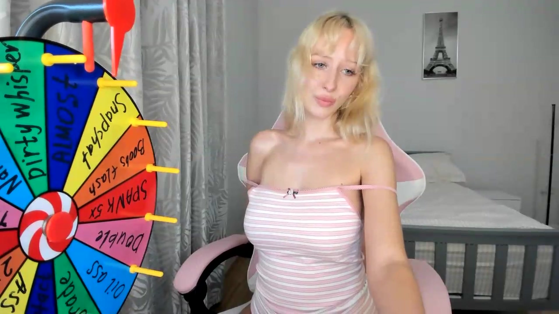 Gallery image thumbnail from Lamantina's myfreecams stream on, 08/05/2026, 02:07 image 14 of 20