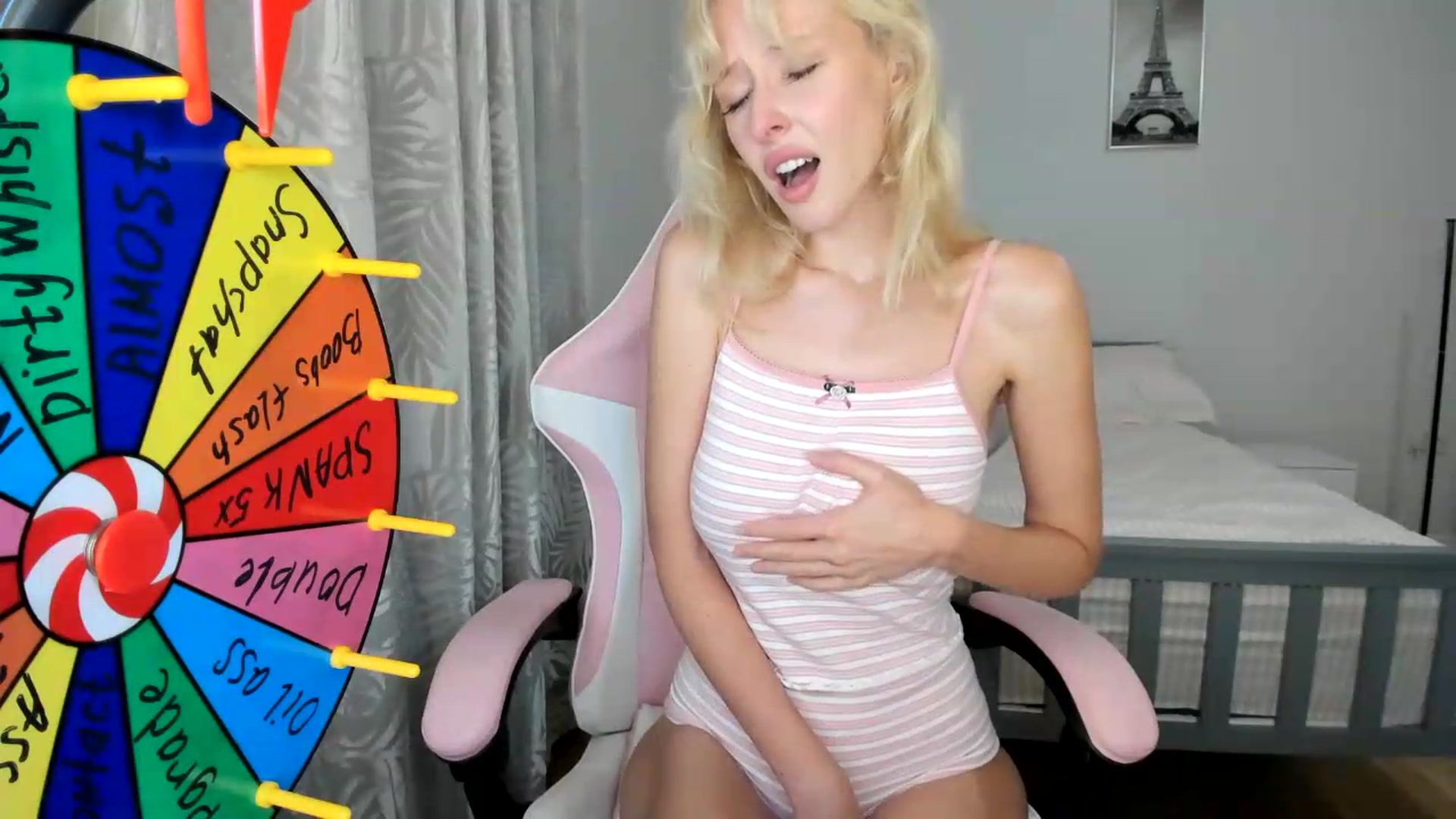 Gallery image thumbnail from Lamantina's myfreecams stream on, 08/05/2026, 02:07 image 8 of 20