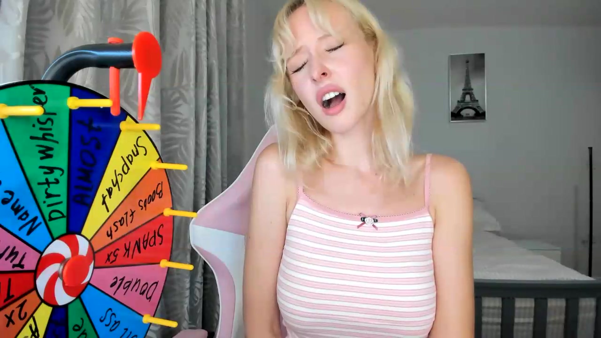 Gallery image thumbnail from Lamantina's myfreecams stream on, 08/05/2026, 02:07 image 7 of 20