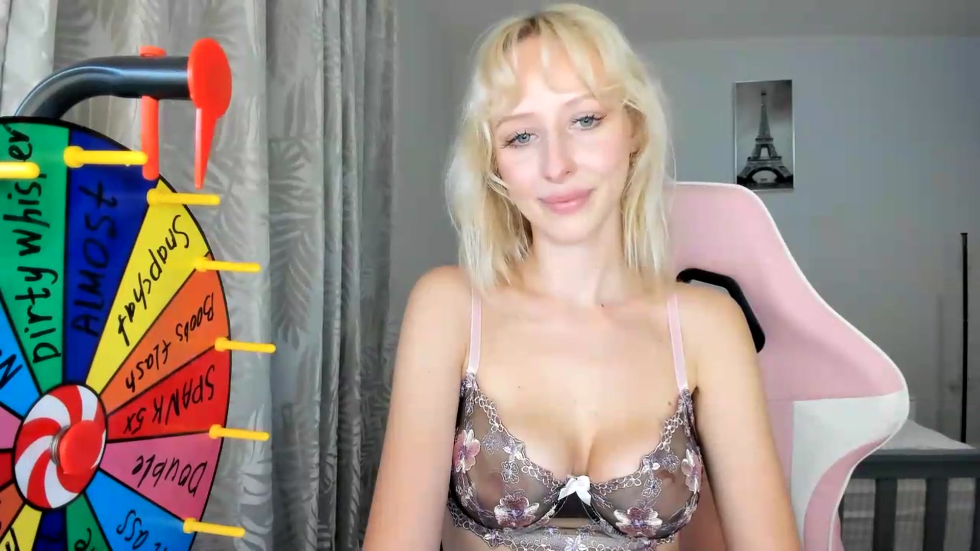Gallery image thumbnail from Lamantina's myfreecams stream on, 08/05/2026, 02:35 image 15 of 20