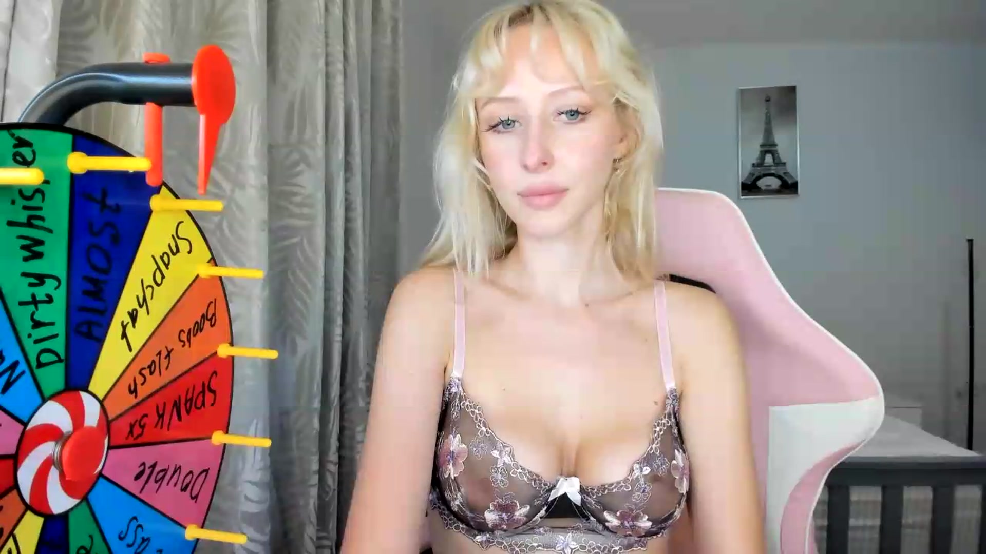 Gallery image thumbnail from Lamantina's myfreecams stream on, 08/05/2026, 02:35 image 7 of 20