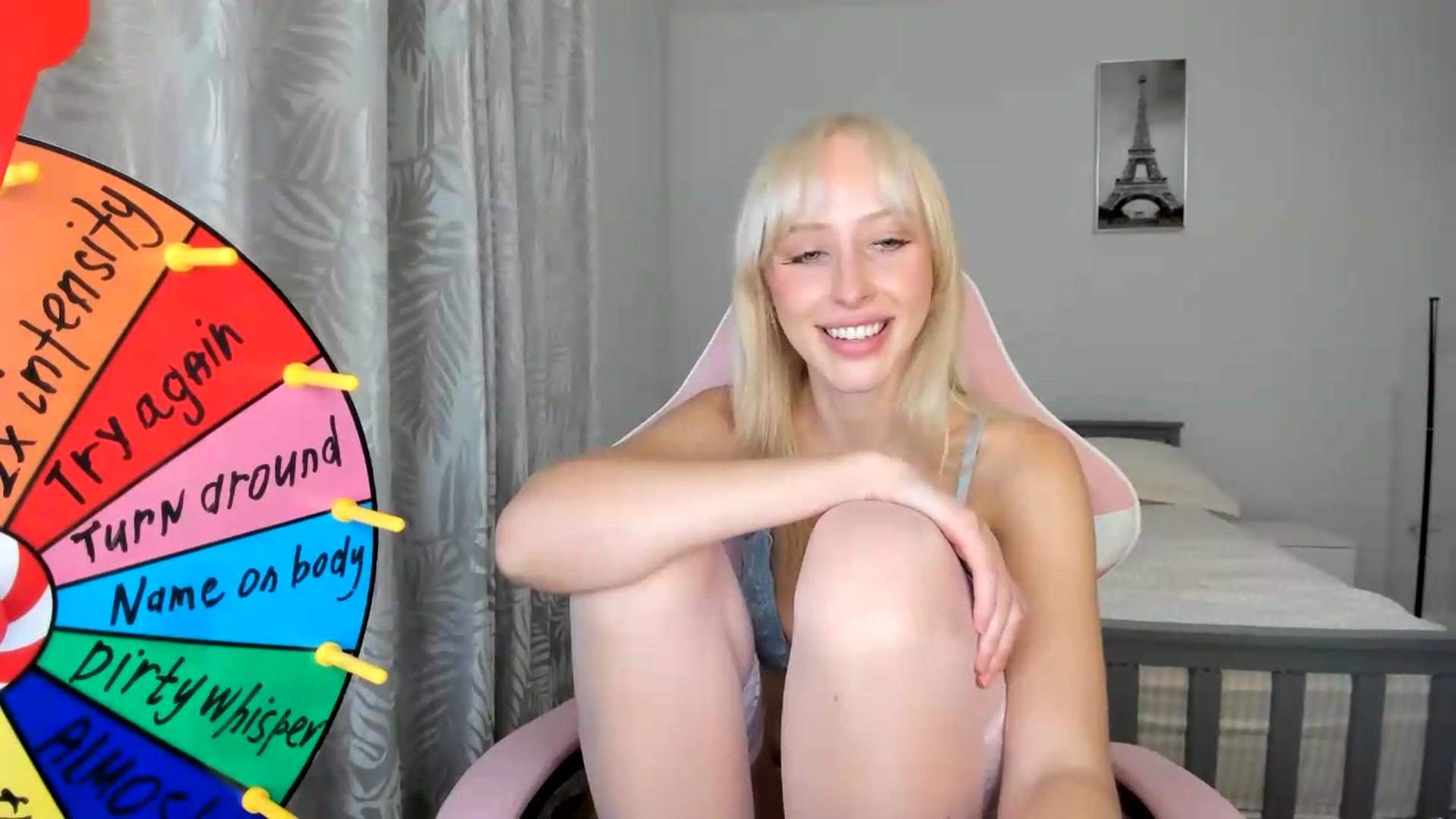 Gallery image thumbnail from Lamantina's myfreecams stream on, 08/06/2026, 01:28 image 15 of 20