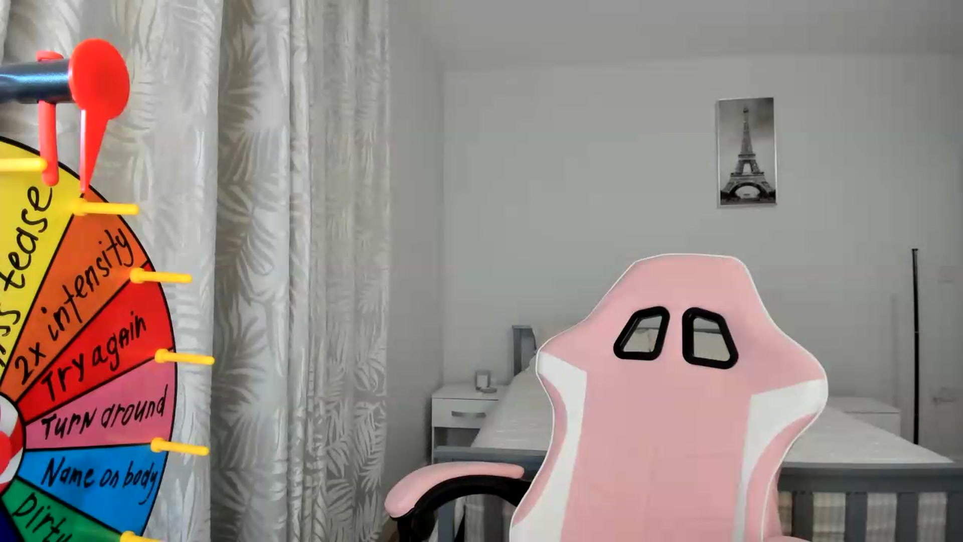 Gallery image thumbnail from Lamantina's myfreecams stream on, 08/07/2026, 24:29 image 16 of 20
