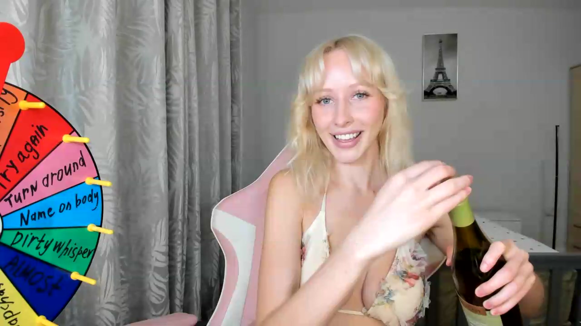Gallery image thumbnail from Lamantina's myfreecams stream on, 08/22/2026, 22:48 image 19 of 20
