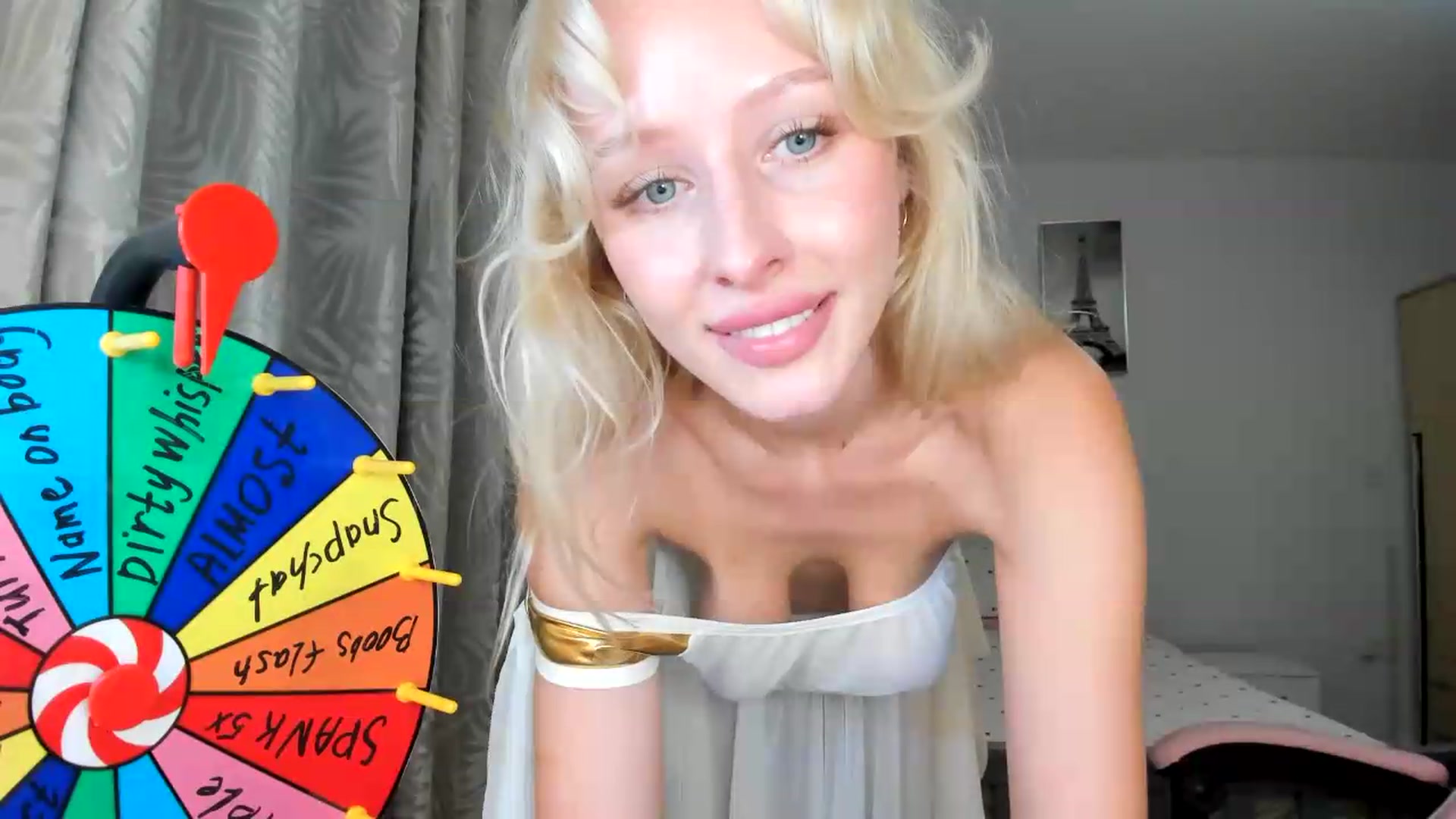 Gallery image thumbnail from Lamantina's myfreecams stream on, 08/24/2026, 23:37 image 13 of 20