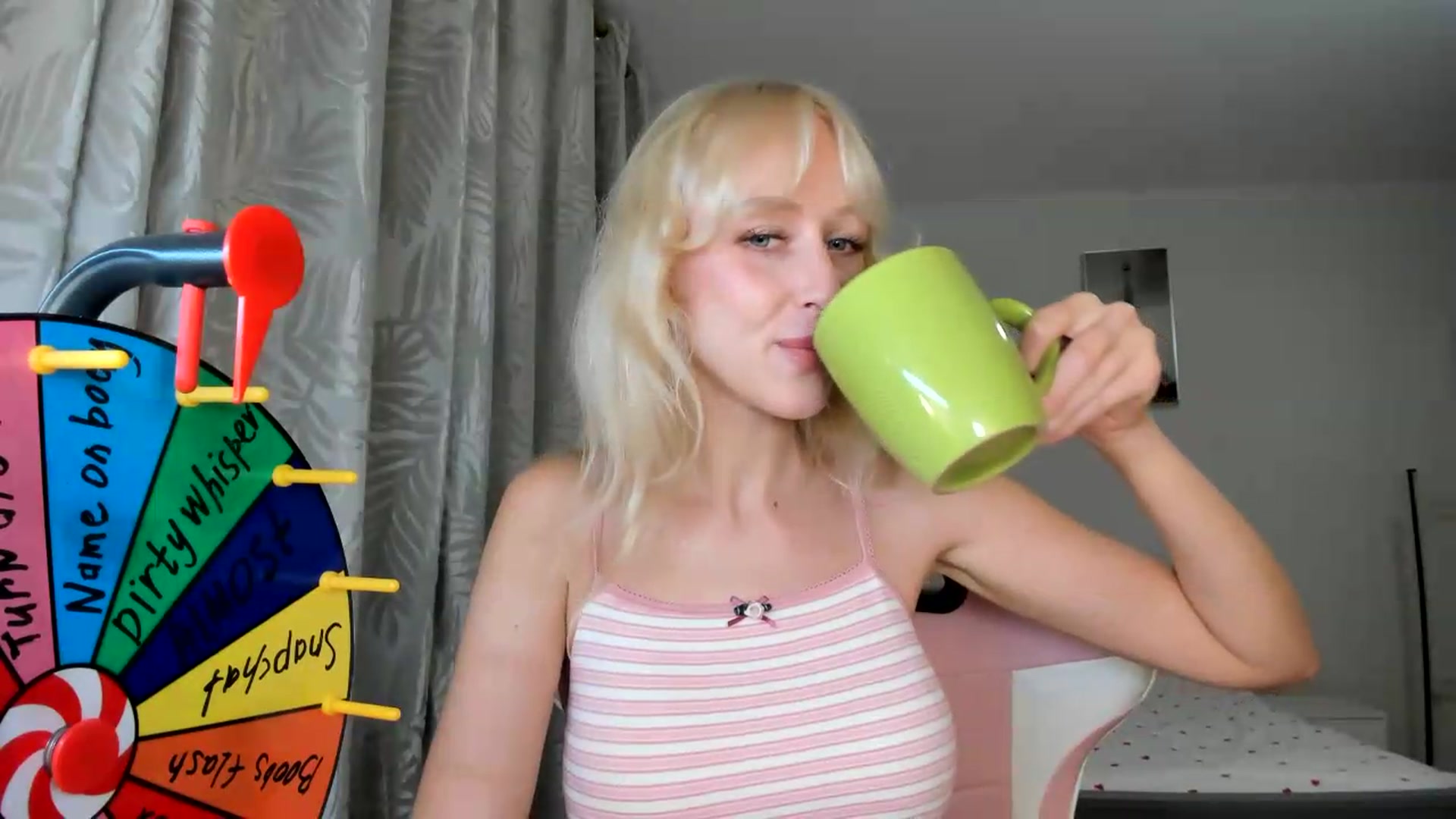 Gallery image thumbnail from Lamantina's myfreecams stream on, 08/26/2026, 23:03 image 3 of 20