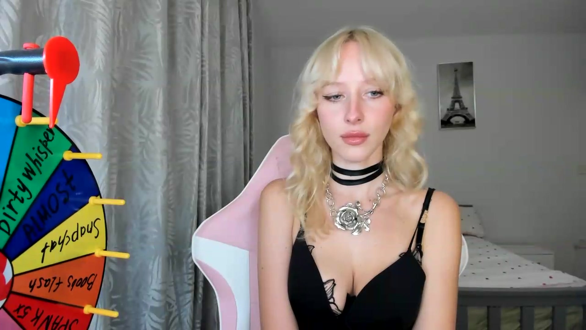 Gallery image thumbnail from Lamantina's myfreecams stream on, 08/29/2026, 22:52 image 16 of 20