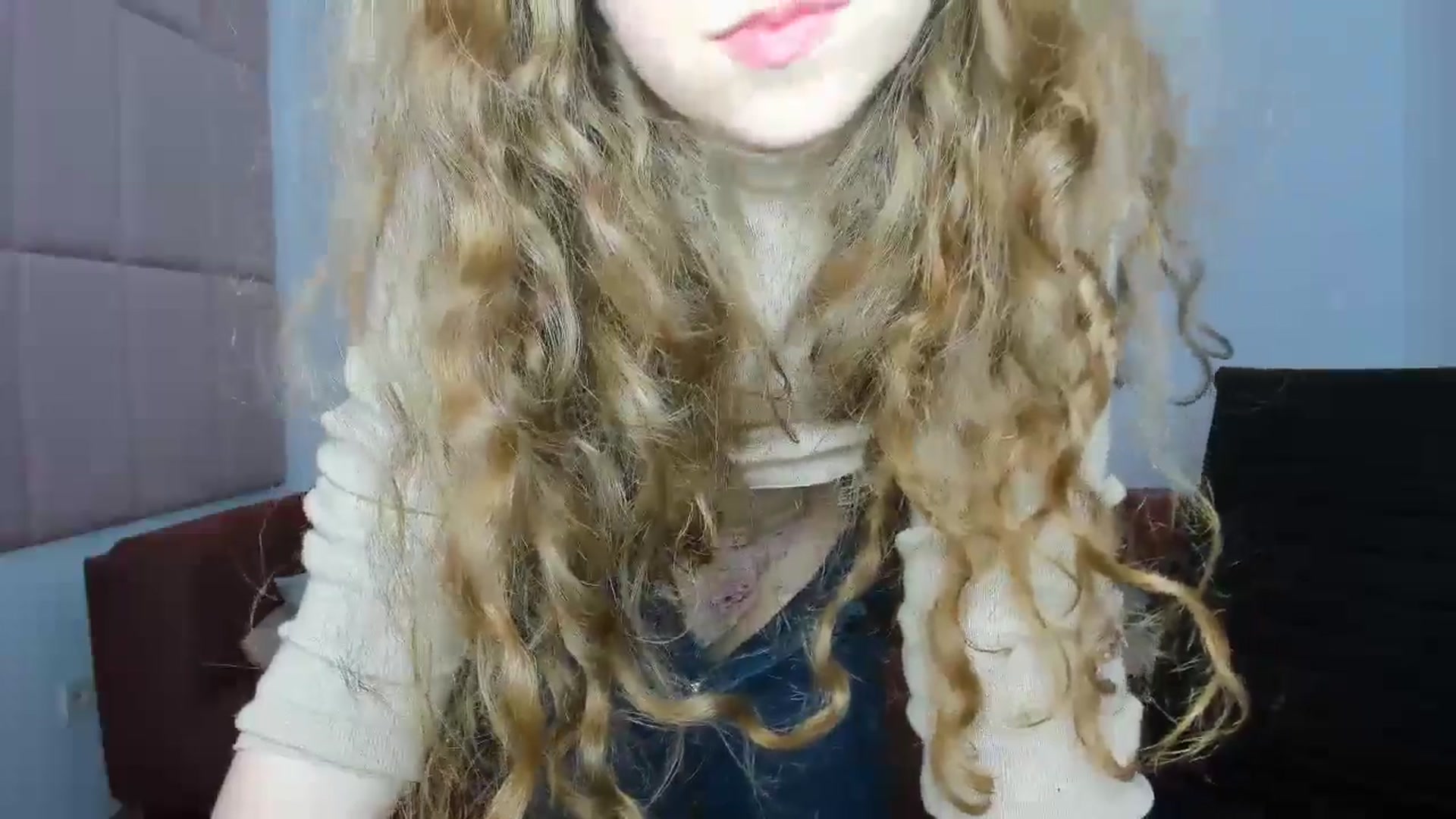 Gallery image thumbnail from LanaBelll's myfreecams stream on, 04/22/2024, 14:39 image 2 of 20