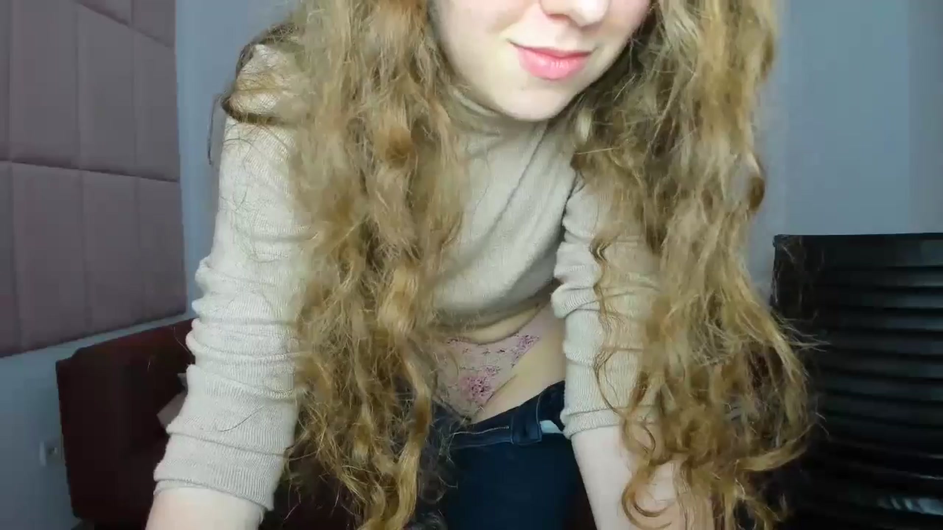 Gallery image thumbnail from LanaBelll's myfreecams stream on, 04/22/2024, 14:39 image 16 of 20