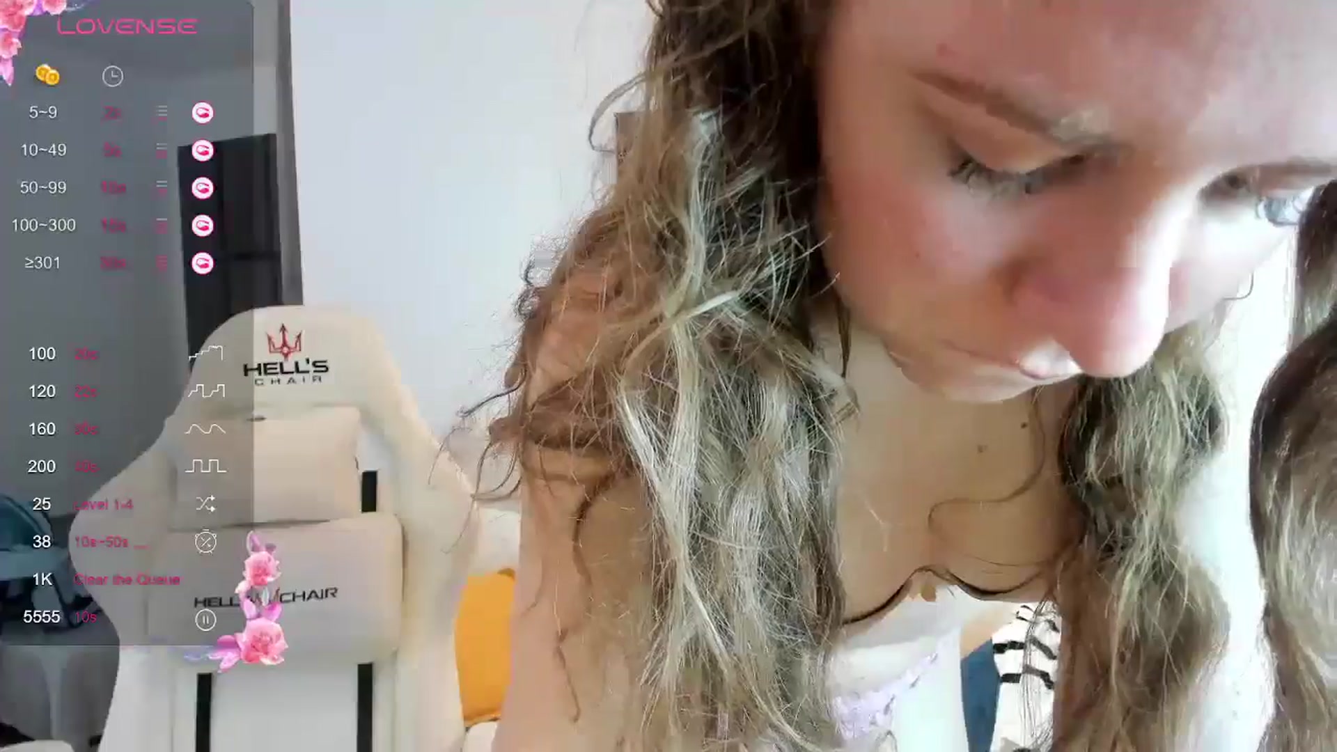 Gallery image thumbnail from LanaBelll's myfreecams stream on, 05/10/2024, 15:02 image 10 of 20