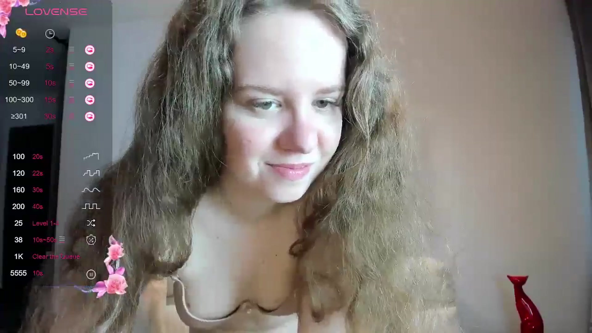 Gallery image thumbnail from LanaBelll's myfreecams stream on, 05/13/2024, 18:20 image 15 of 20