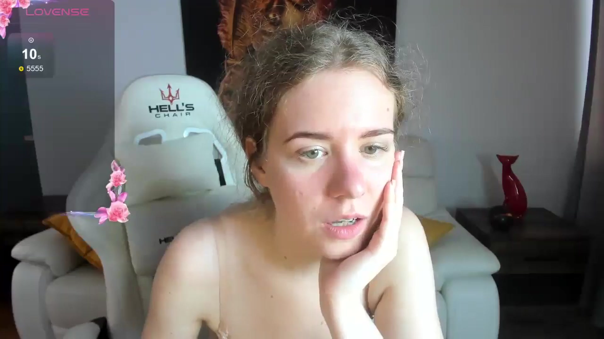 Gallery image thumbnail from LanaBelll's myfreecams stream on, 05/18/2024, 17:16 image 10 of 20