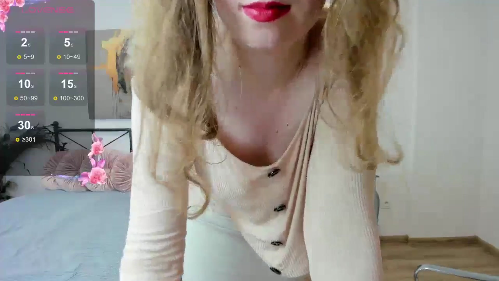 Gallery image thumbnail from LanaBelll's myfreecams stream on, 06/04/2024, 16:25 image 17 of 20