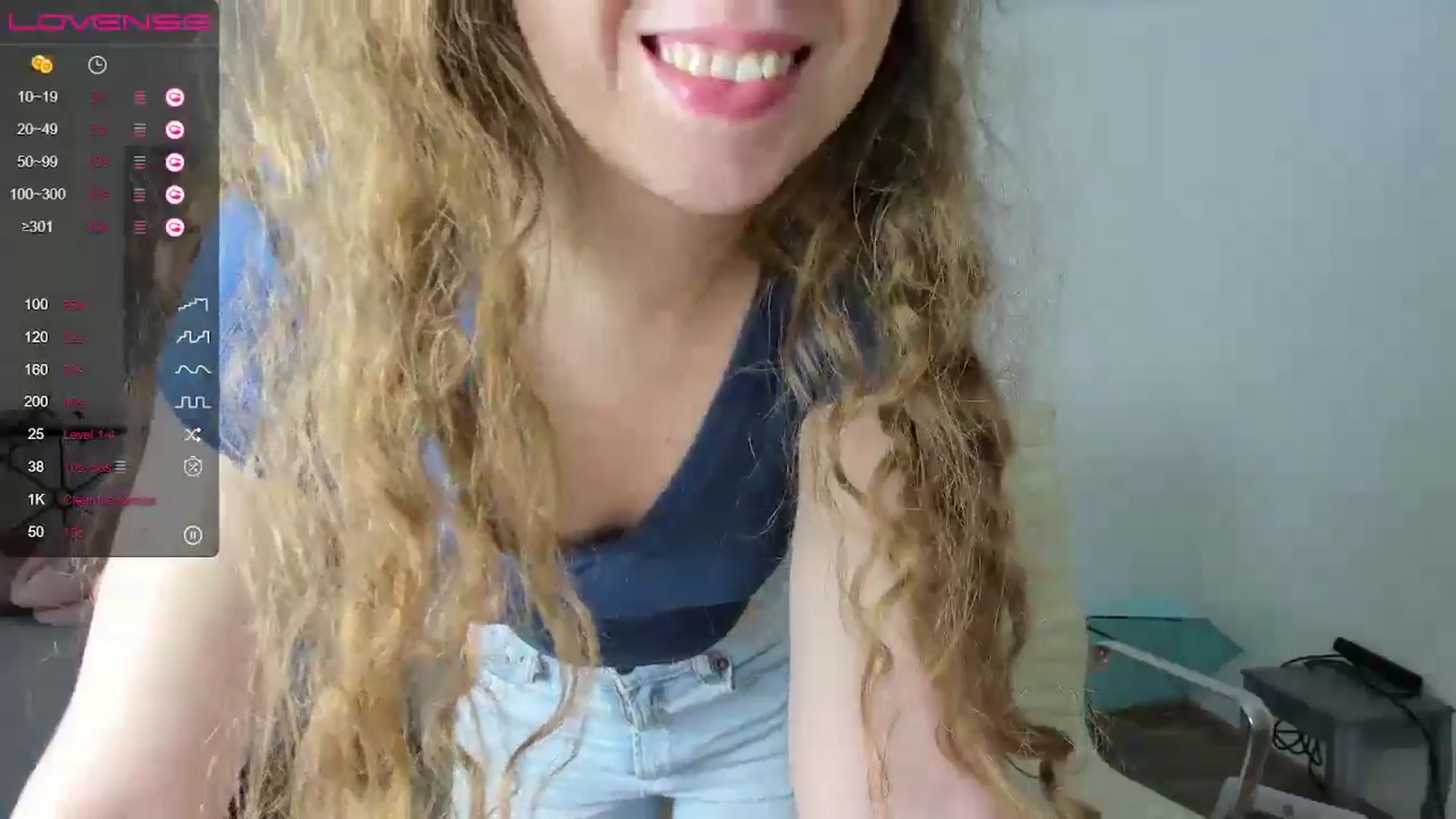 Gallery image thumbnail from LanaBelll's myfreecams stream on, 09/13/2024, 14:14 image 18 of 20