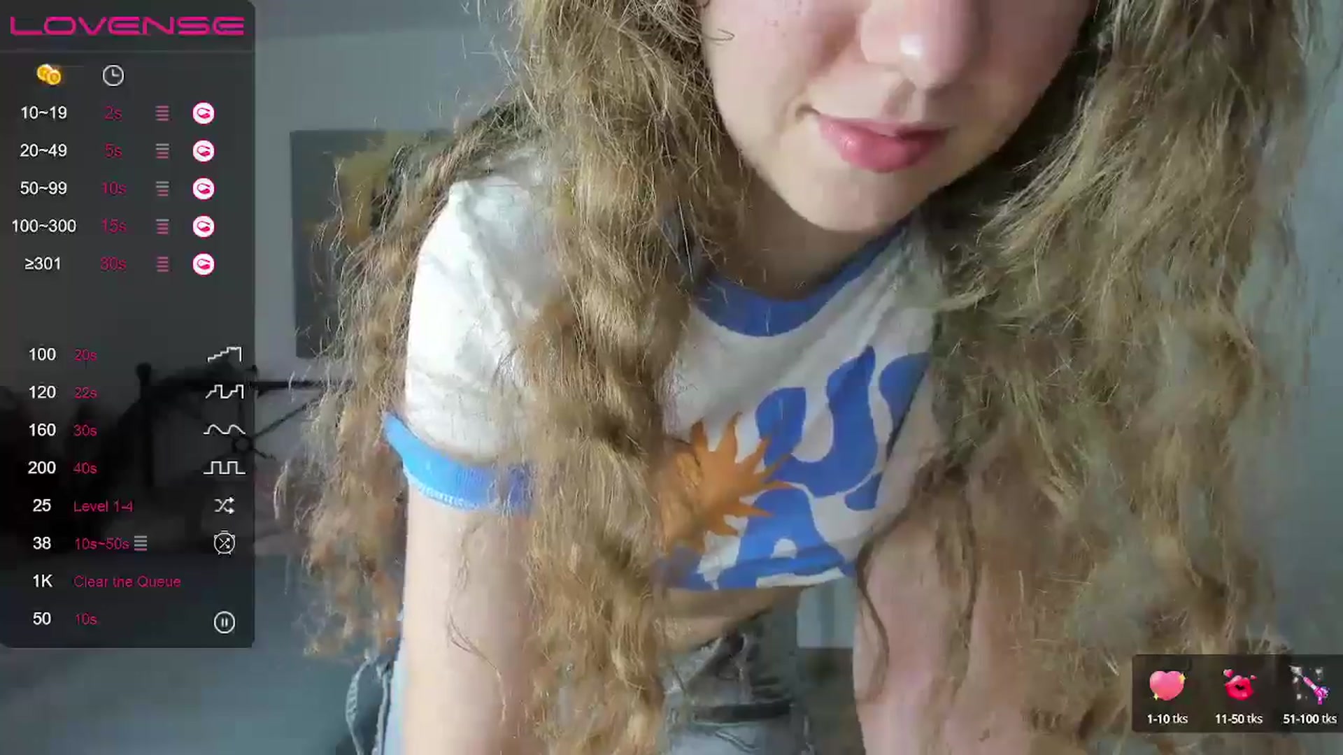 Gallery image thumbnail from LanaBelll's myfreecams stream on, 09/15/2024, 20:21 image 4 of 20