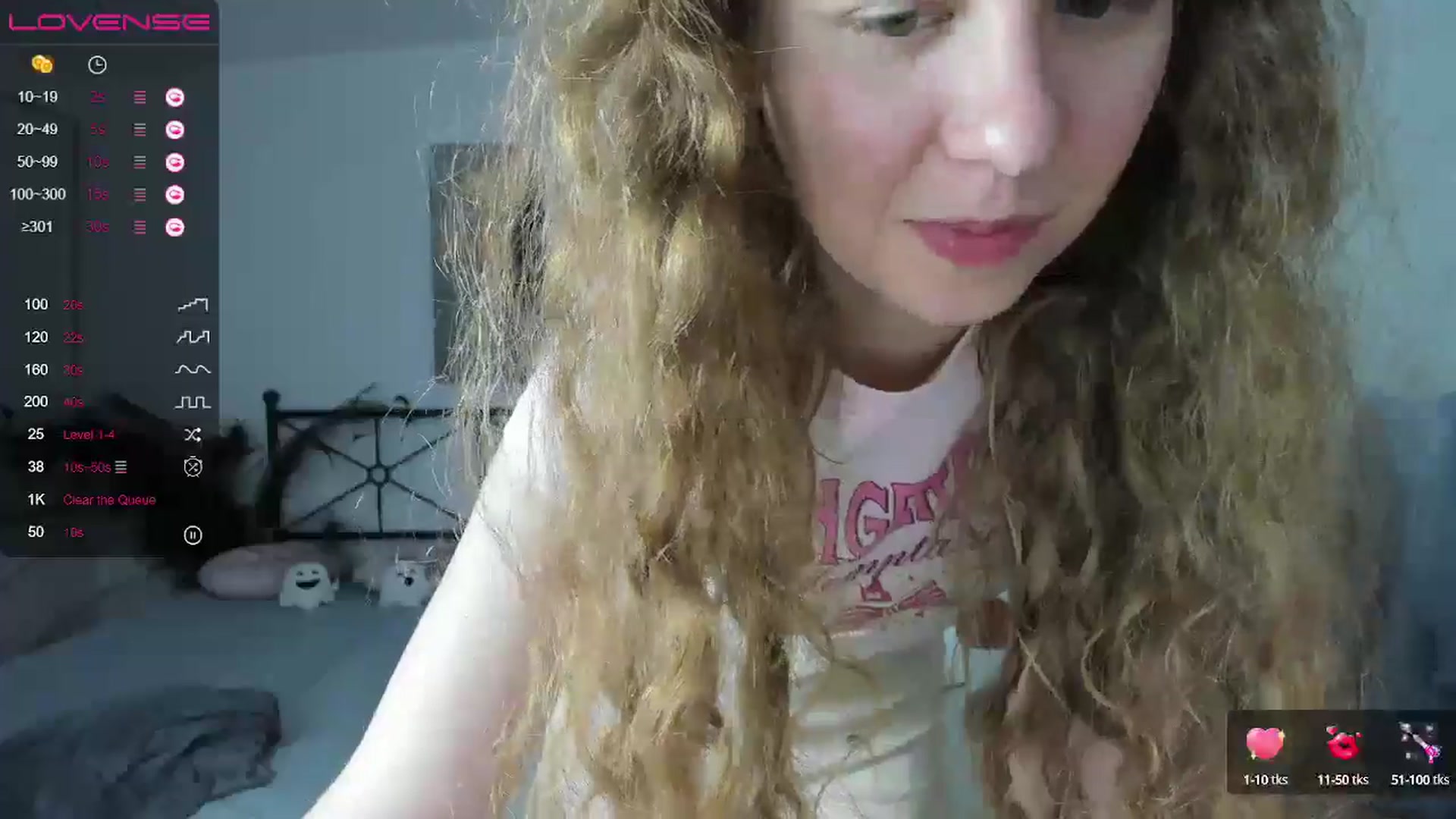 Gallery image thumbnail from LanaBelll's myfreecams stream on, 10/05/2024, 19:16 image 12 of 20