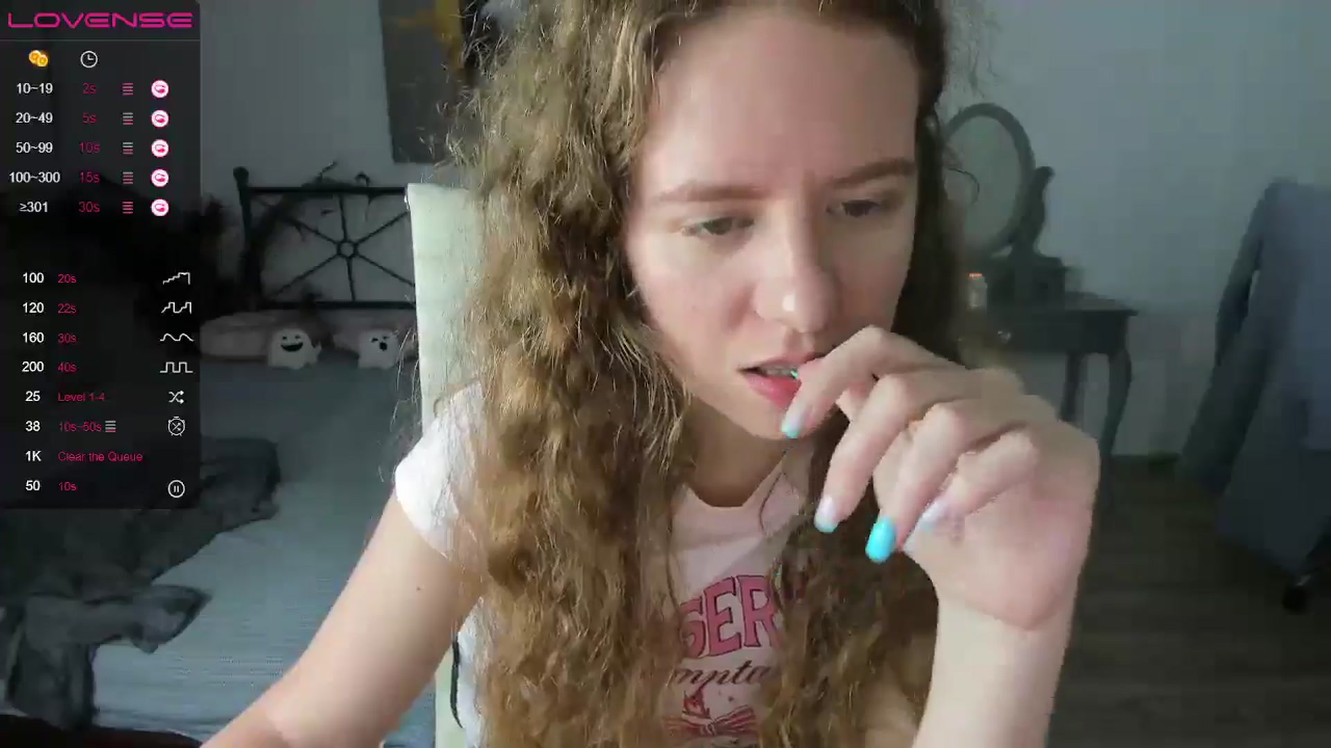 Gallery image thumbnail from LanaBelll's myfreecams stream on, 10/05/2024, 20:16 image 14 of 20