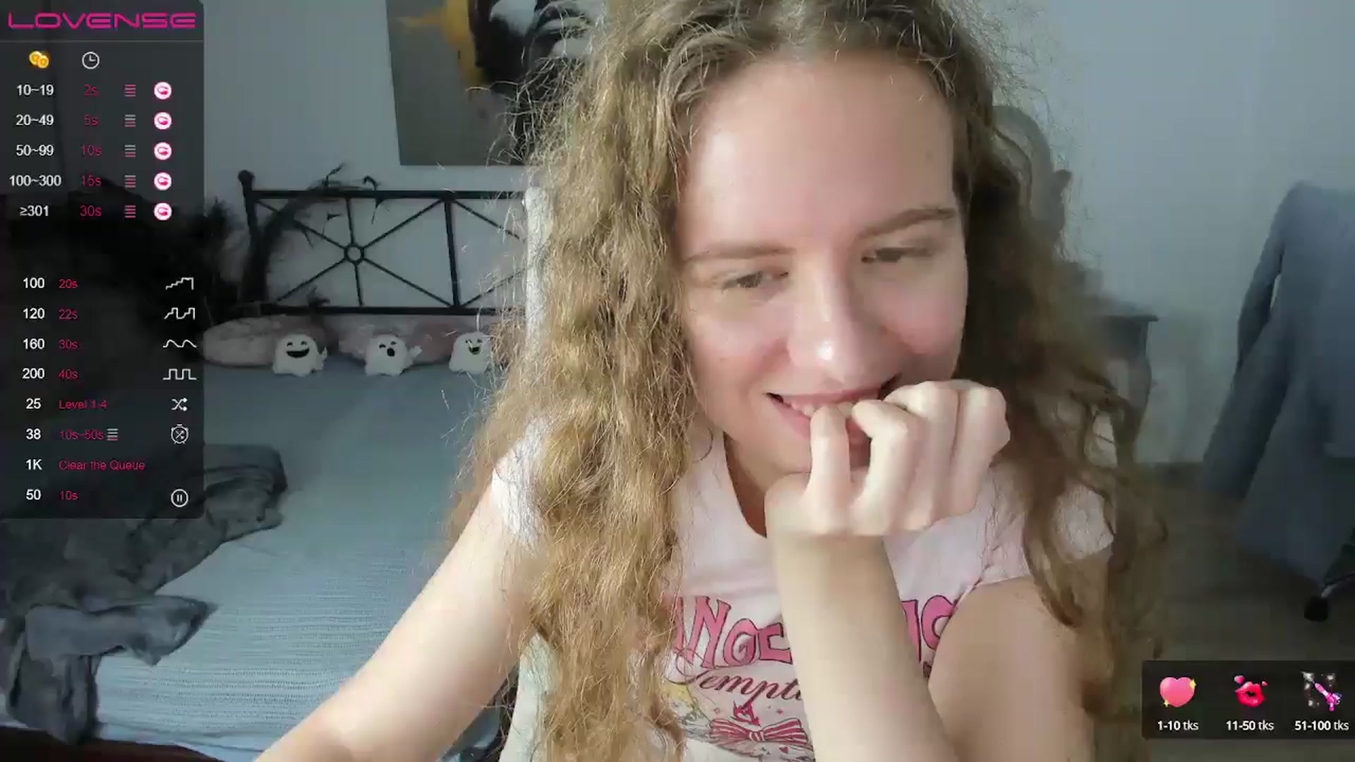 Gallery image thumbnail from LanaBelll's myfreecams stream on, 10/05/2024, 20:16 image 3 of 20