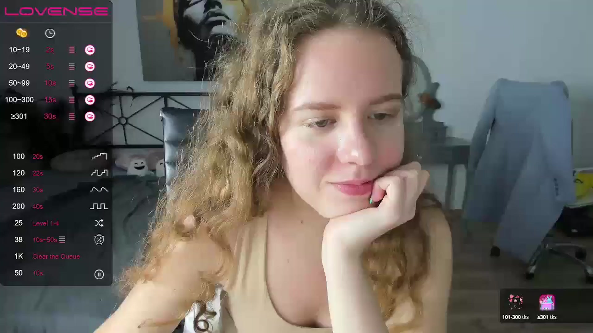 Gallery image thumbnail from LanaBelll's myfreecams stream on, 10/06/2024, 16:02 image 2 of 20