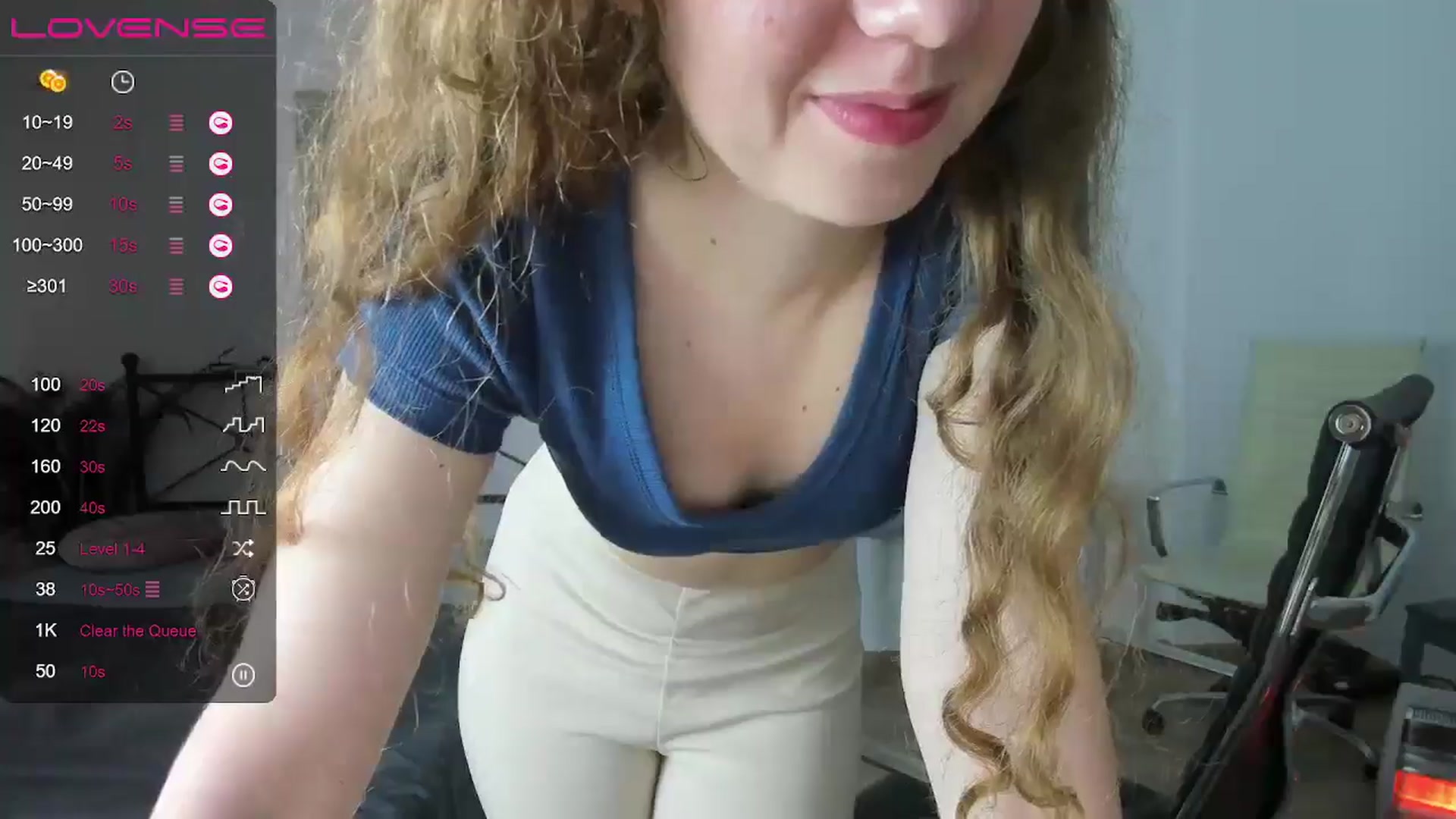 Gallery image thumbnail from LanaBelll's myfreecams stream on, 10/11/2024, 18:19 image 2 of 20