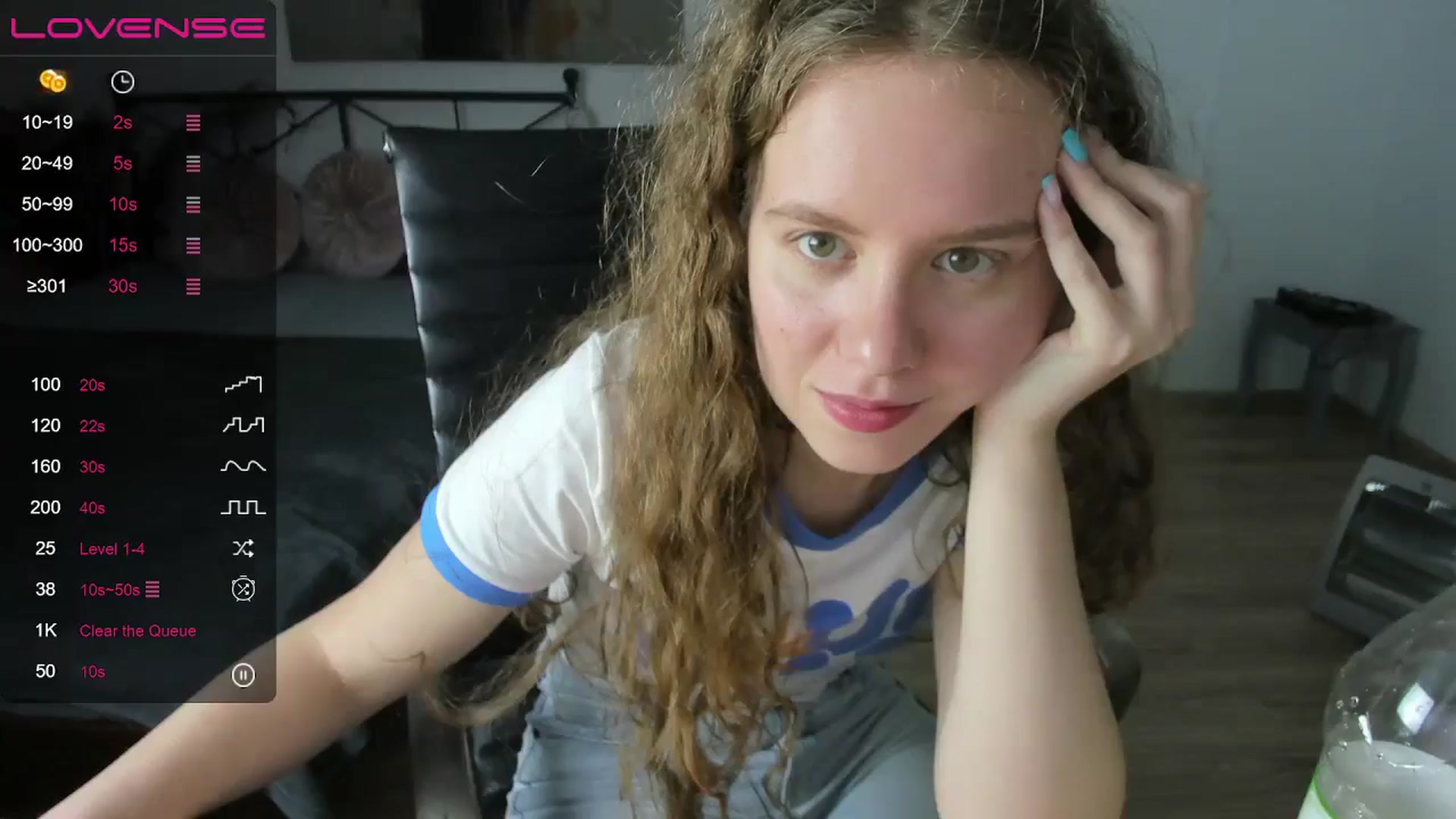 Gallery image thumbnail from LanaBelll's myfreecams stream on, 10/18/2024, 20:13 image 5 of 20