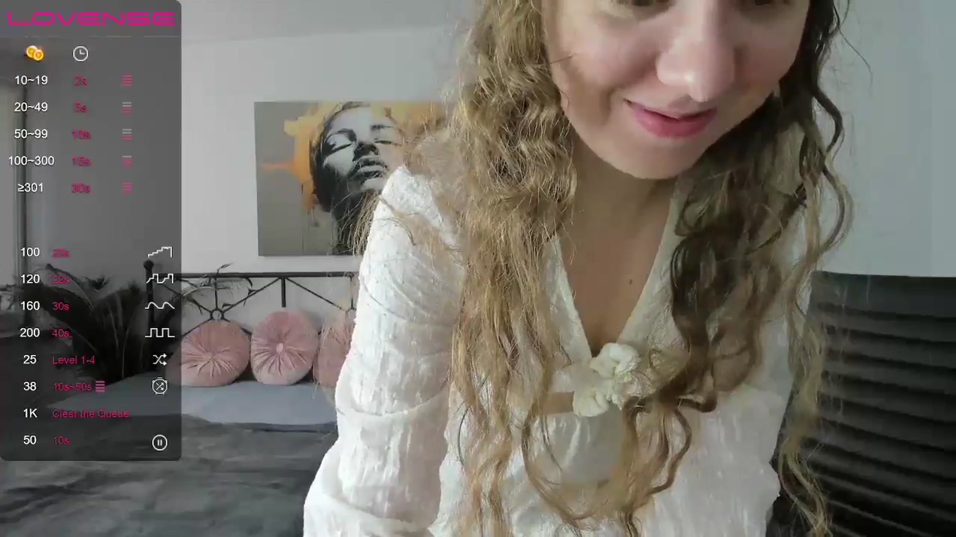 Gallery image thumbnail from LanaBelll's myfreecams stream on, 10/19/2024, 13:13 image 9 of 20