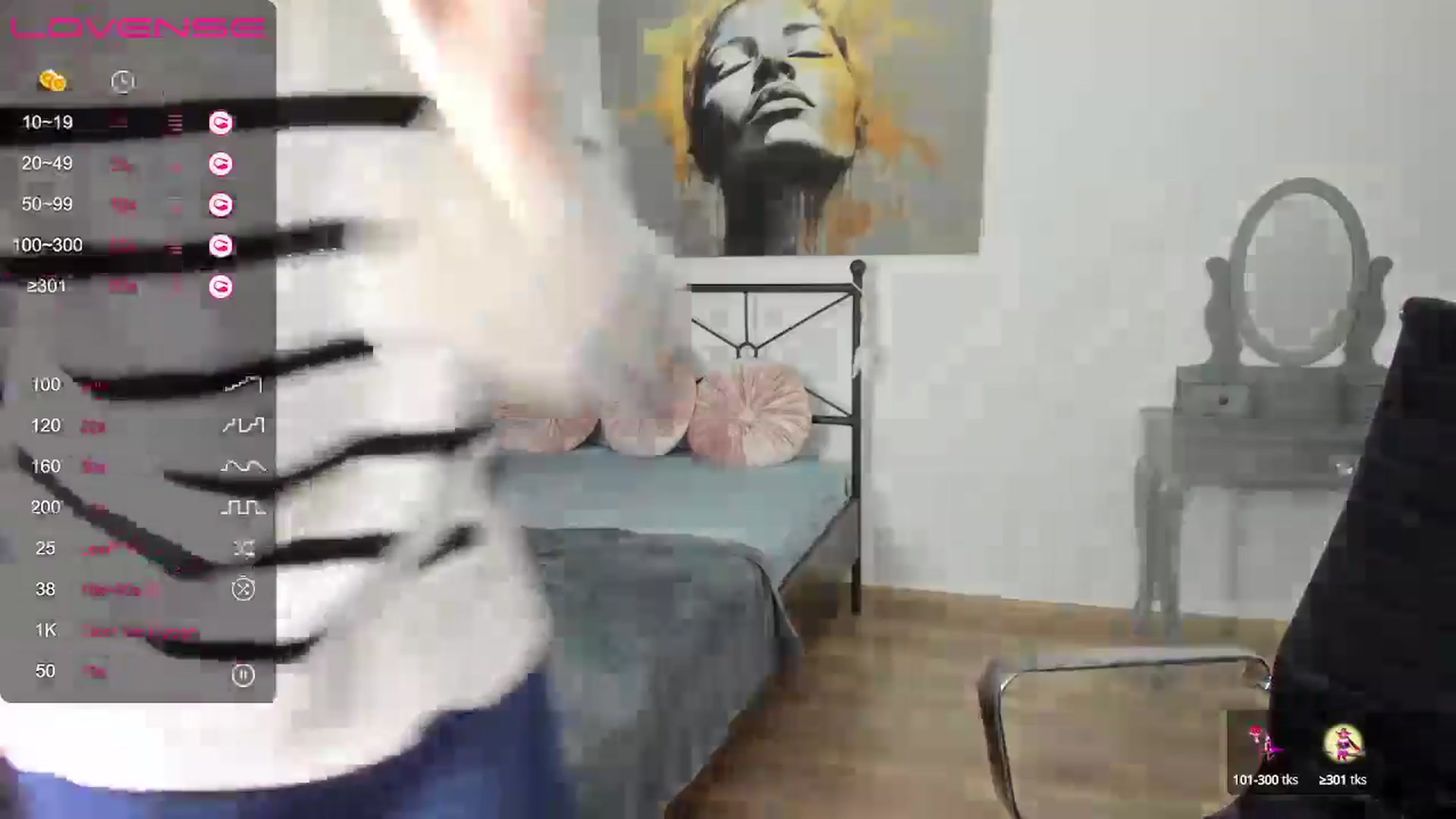 Gallery image thumbnail from LanaBelll's myfreecams stream on, 10/19/2024, 20:09 image 19 of 20