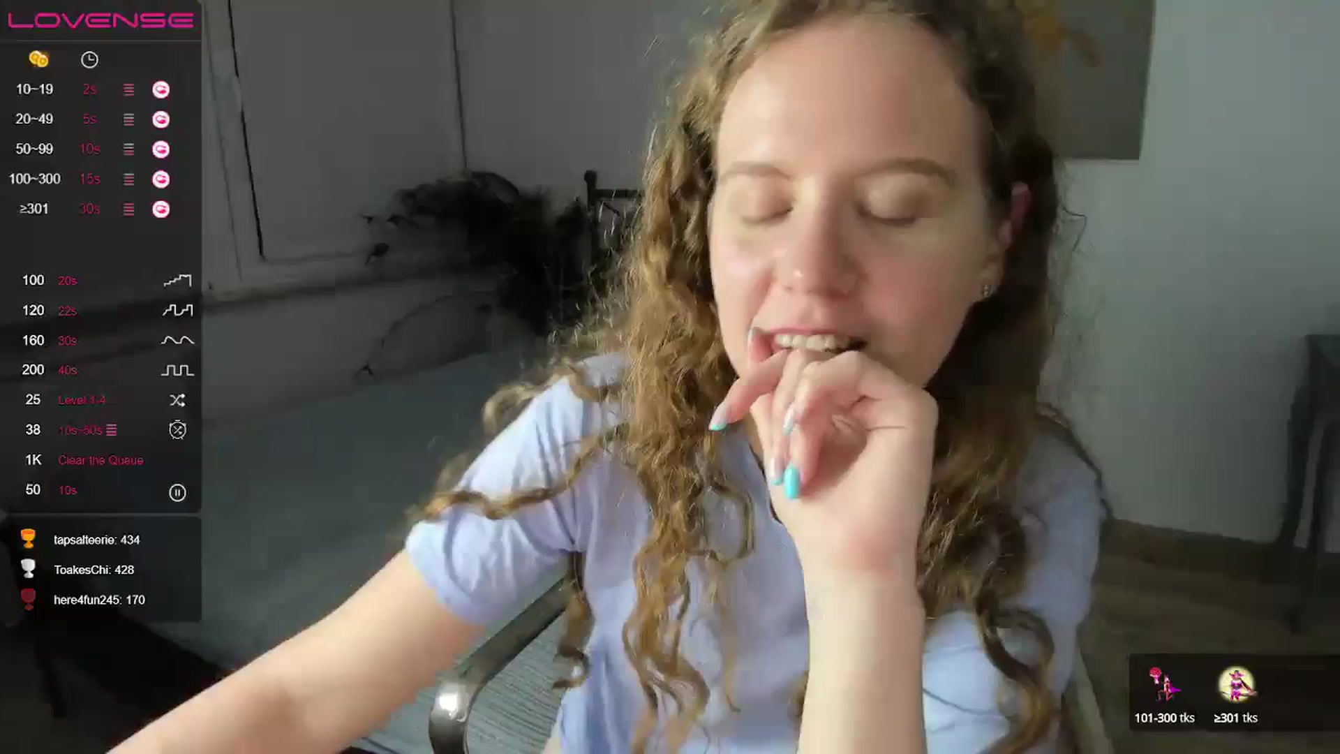 Gallery image thumbnail from LanaBelll's myfreecams stream on, 10/23/2024, 17:28 image 4 of 20