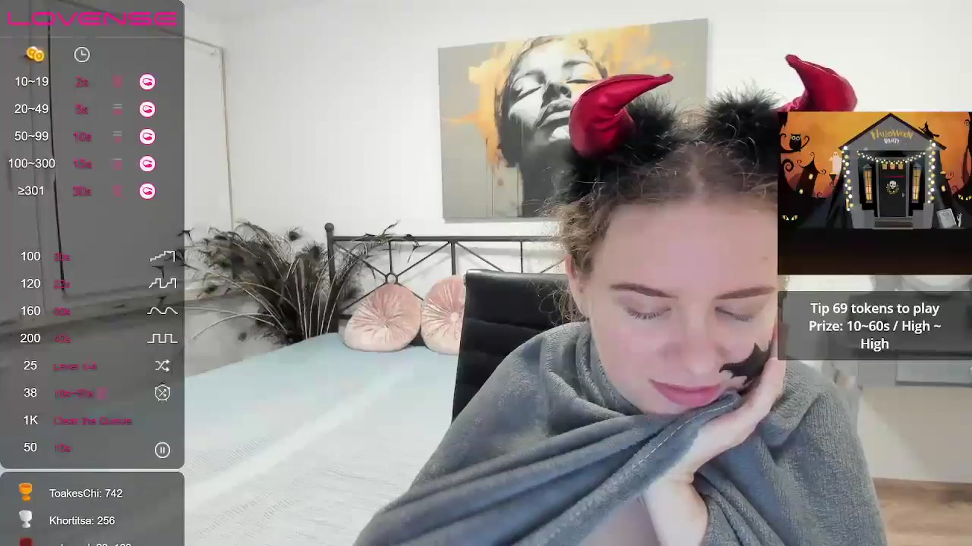Gallery image thumbnail from LanaBelll's myfreecams stream on, 10/31/2024, 21:06 image 9 of 20