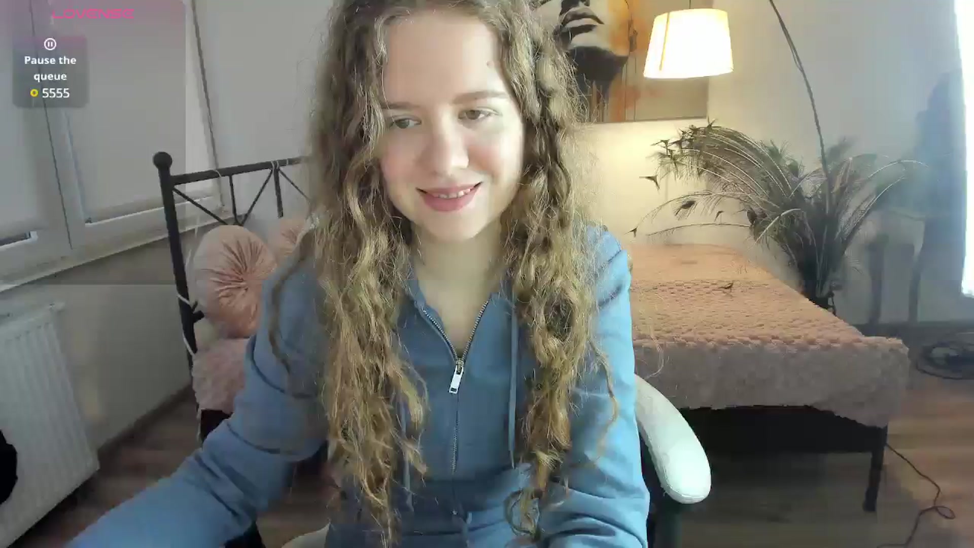 Gallery image thumbnail from LanaBelll's myfreecams stream on, 12/12/2024, 17:38 image 1 of 20