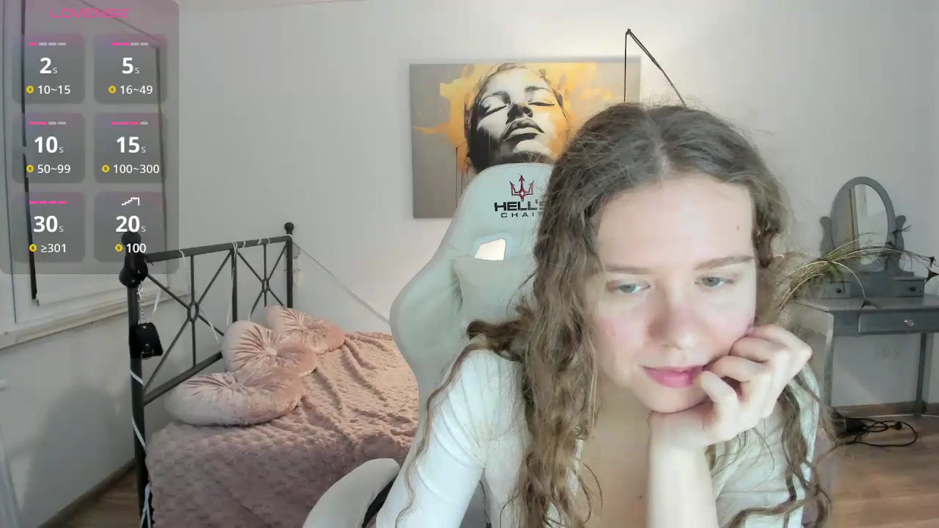 Gallery image thumbnail from LanaBelll's myfreecams stream on, 12/13/2024, 17:25 image 12 of 20