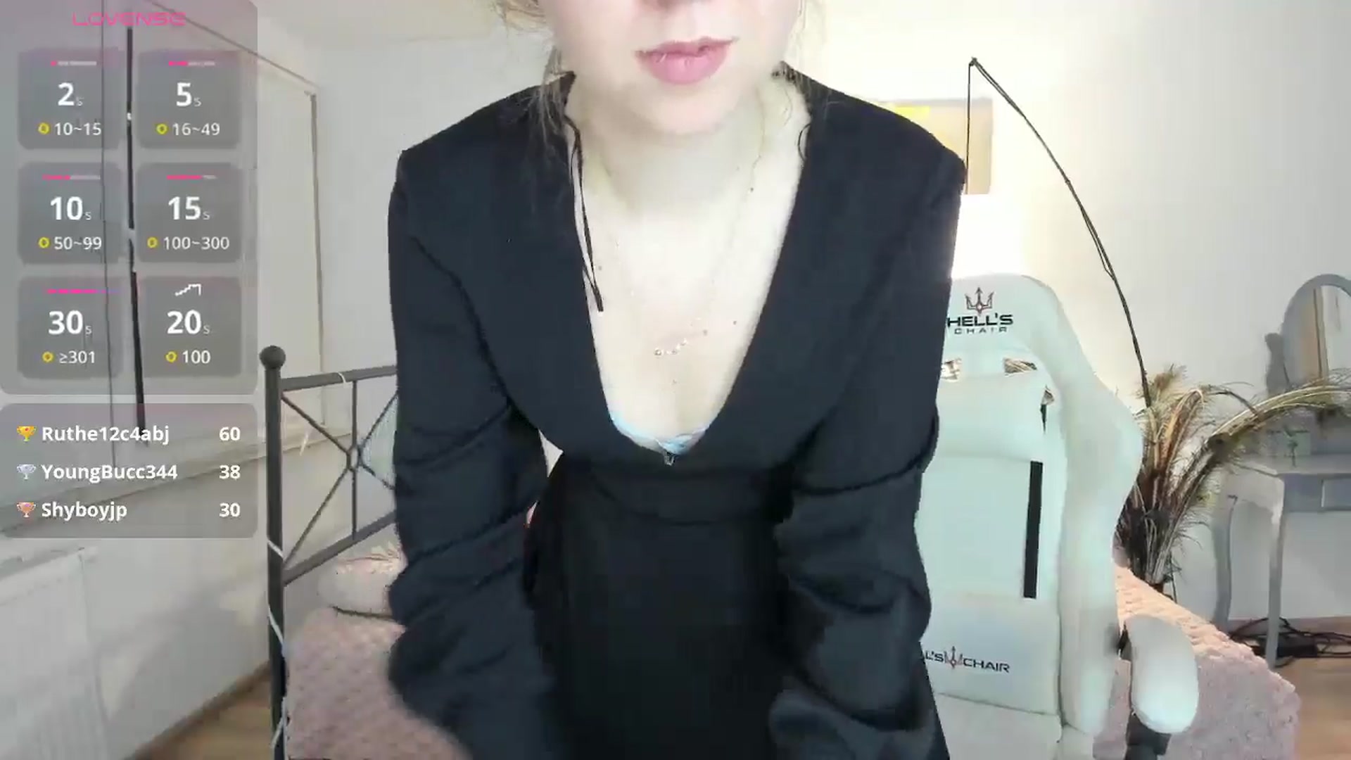 Gallery image thumbnail from LanaBelll's myfreecams stream on, 12/15/2024, 15:57 image 12 of 20