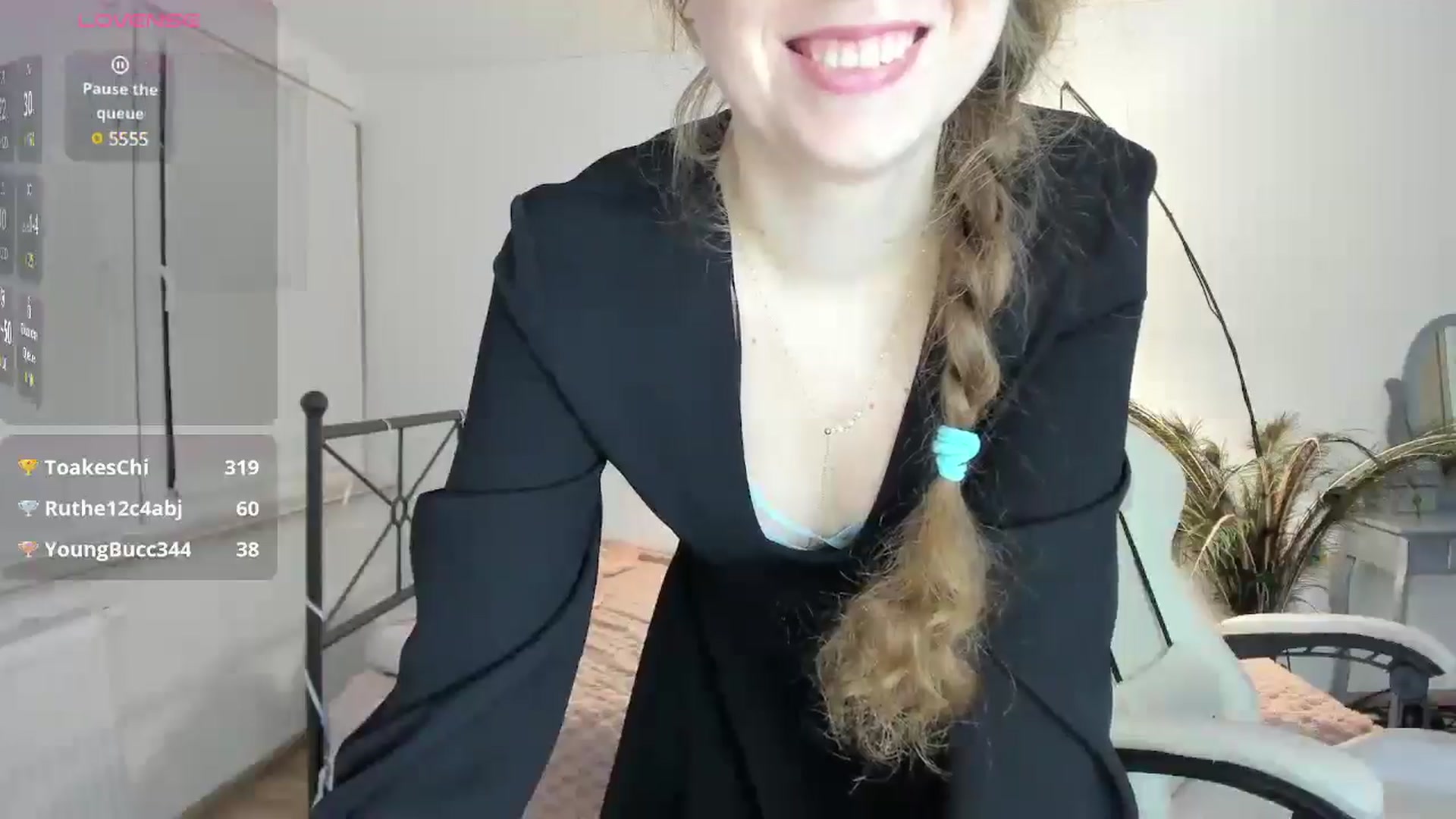 Gallery image thumbnail from LanaBelll's myfreecams stream on, 12/15/2024, 17:54 image 5 of 20