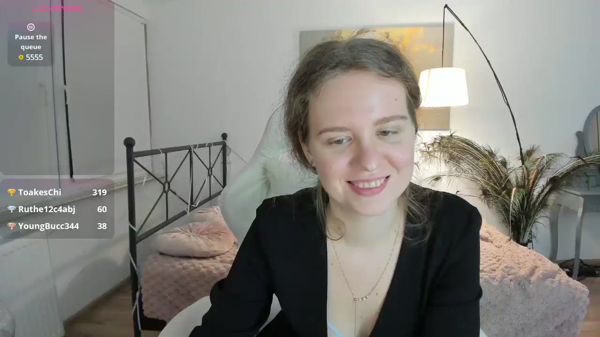 Gallery image thumbnail from LanaBelll's myfreecams stream on, 12/15/2024, 20:51 image 14 of 20